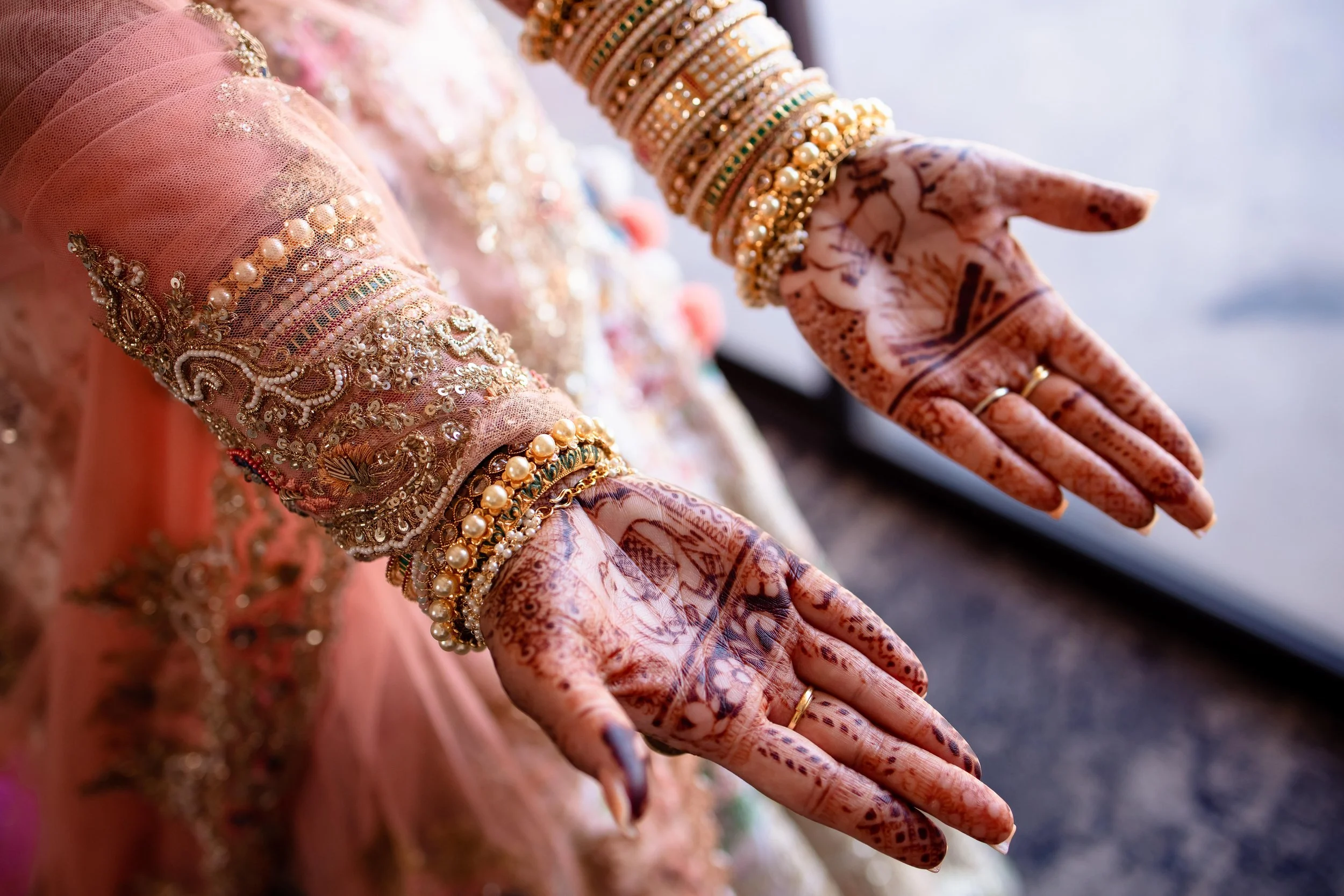 00017_dhara_victor_W_0126-min.jpg