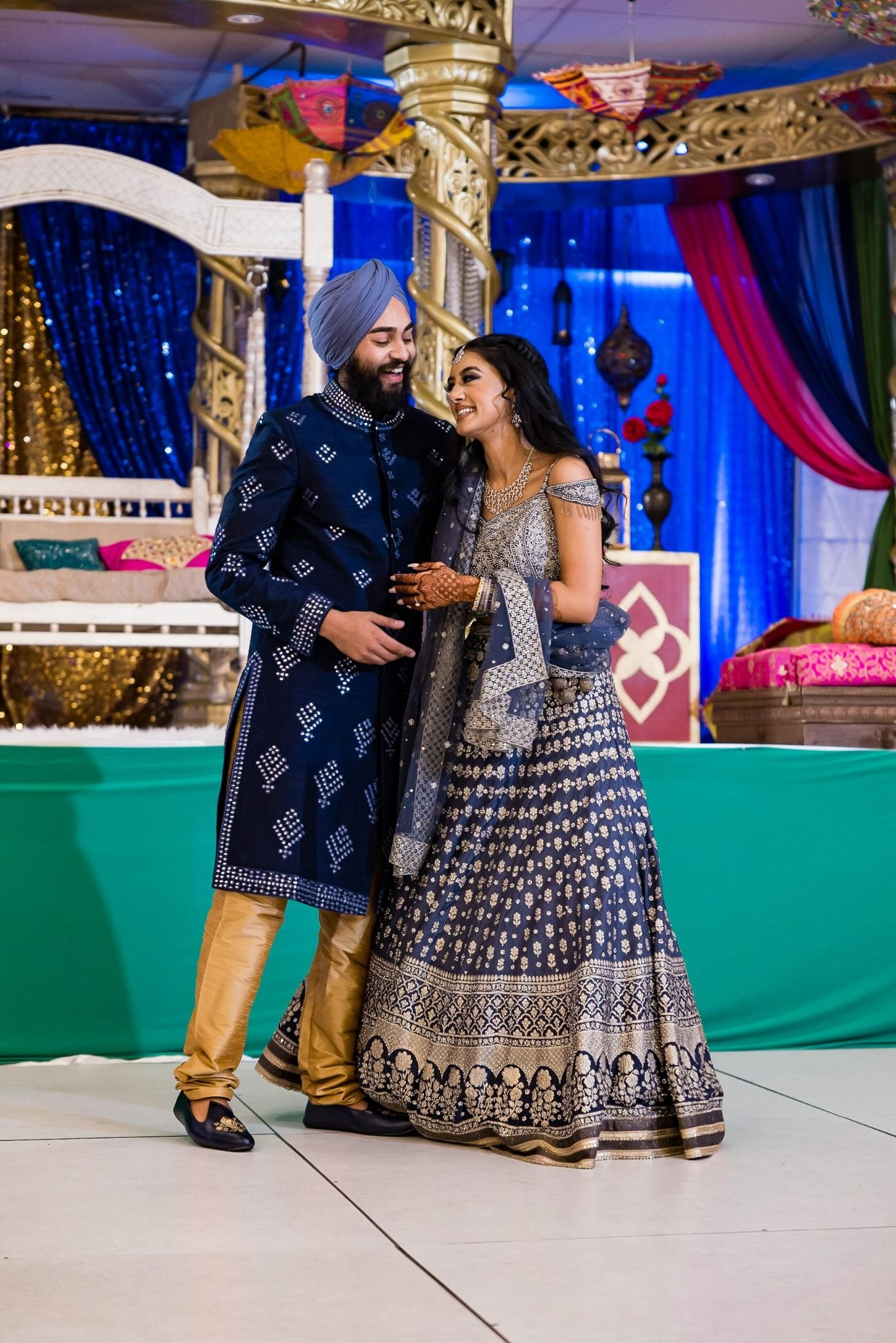 aarushi_simran_mehndi_0619.jpg