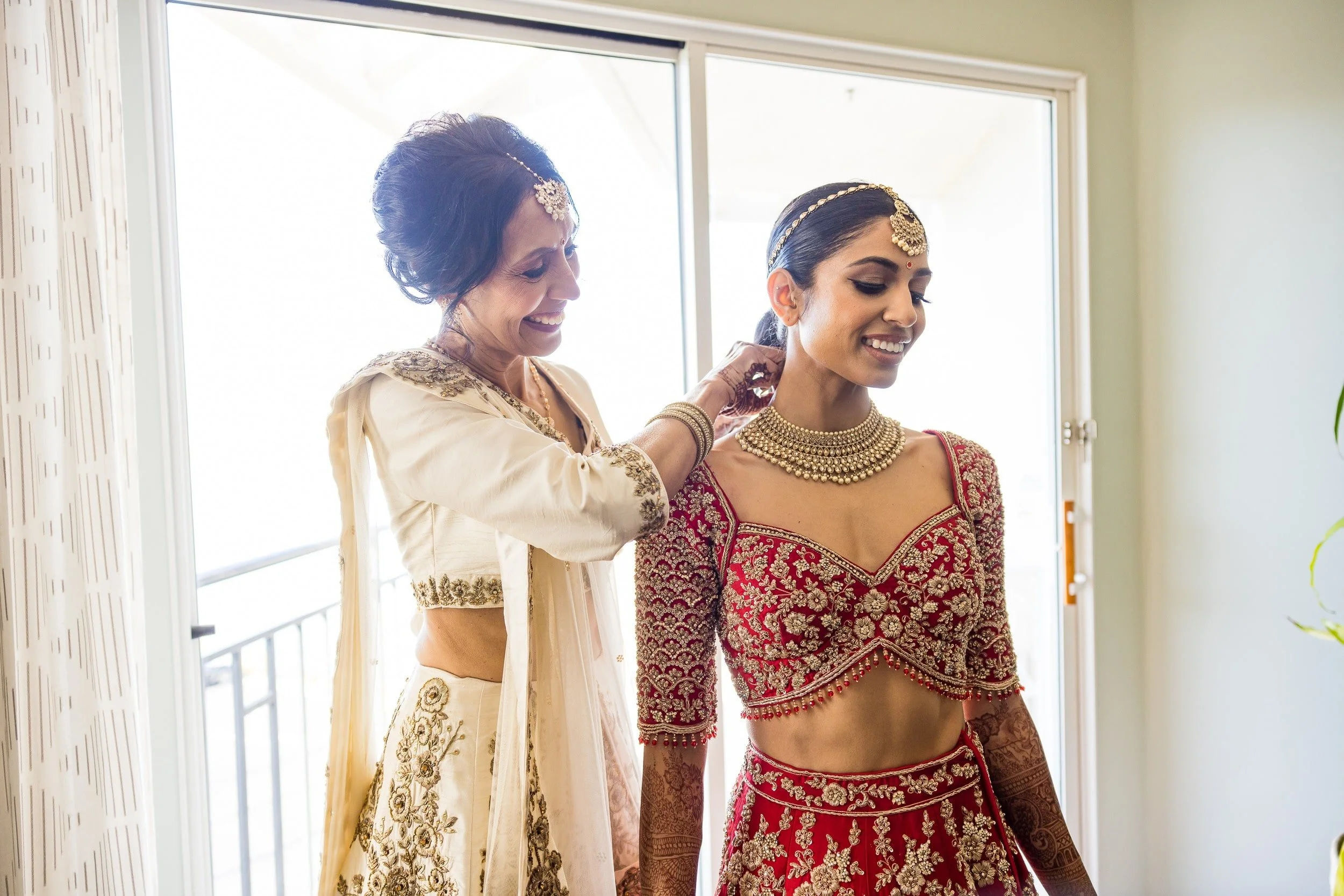 meera-jay_W_0089-min.jpg