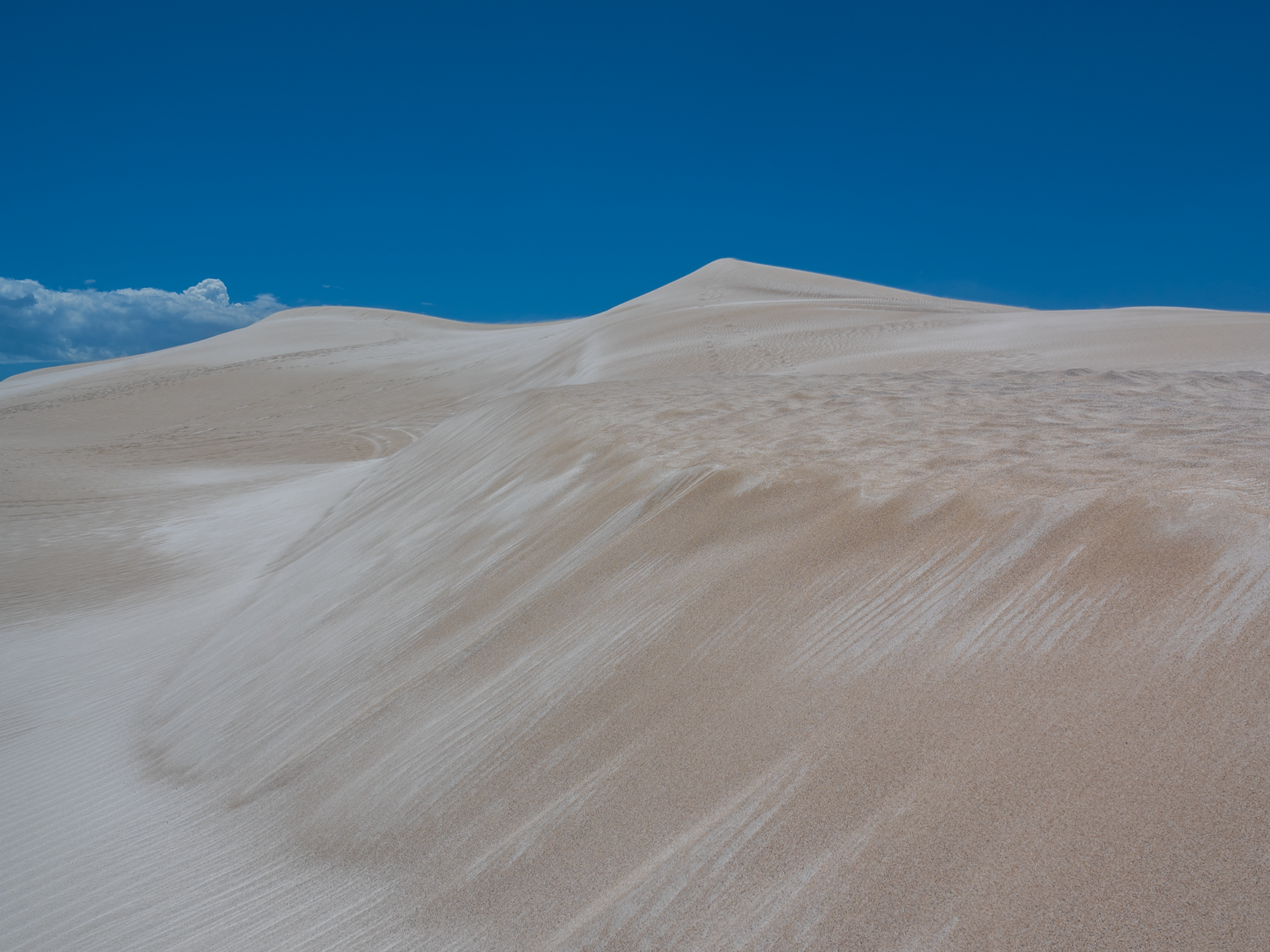 A photography of a beautiful sand dune in Western Australia