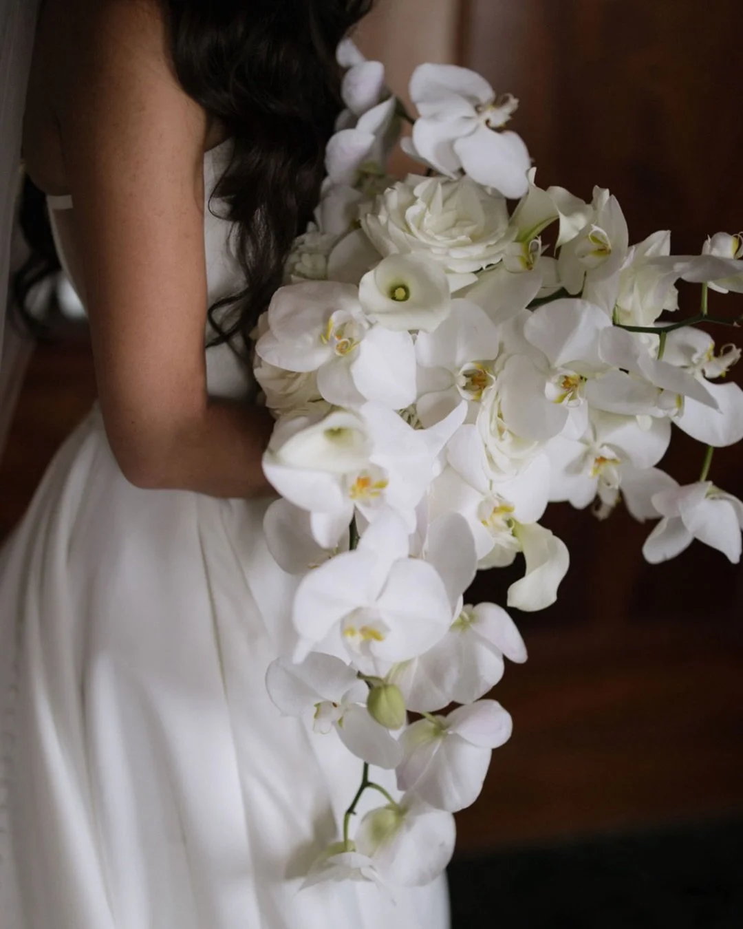 More than a wedding &mdash; a whole aesthetic! 

Laconic forms, a play of light, and elegance in every movement. A style that needs no explanation &mdash; it&rsquo;s meant to be felt.

Shall we create something special together for your unforgettable