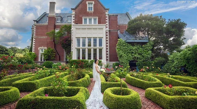 Kohl Mansion Weddings | Historic Garden Romance &amp; Modern Estate Florals