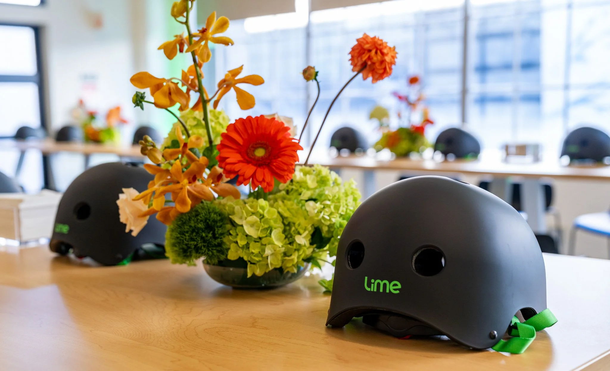 For Lime's San Francisco HQ opening, Flowers Valley created signature floral arrangements inspired by the company's brand identity and color palette. Featuring modern, artistic designs with organic textures and contemporary styling, the custom floral