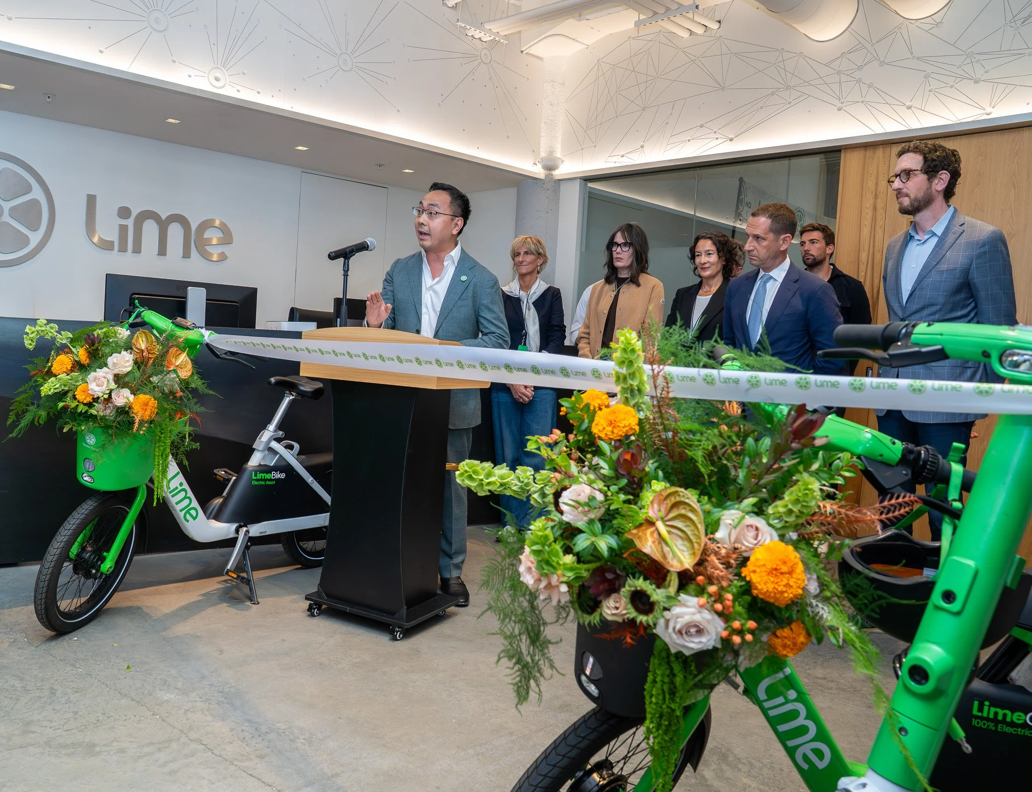 For Lime's San Francisco HQ opening, Flowers Valley created signature floral arrangements inspired by the company's brand identity and color palette. Featuring modern, artistic designs with organic textures and contemporary styling, the custom floral