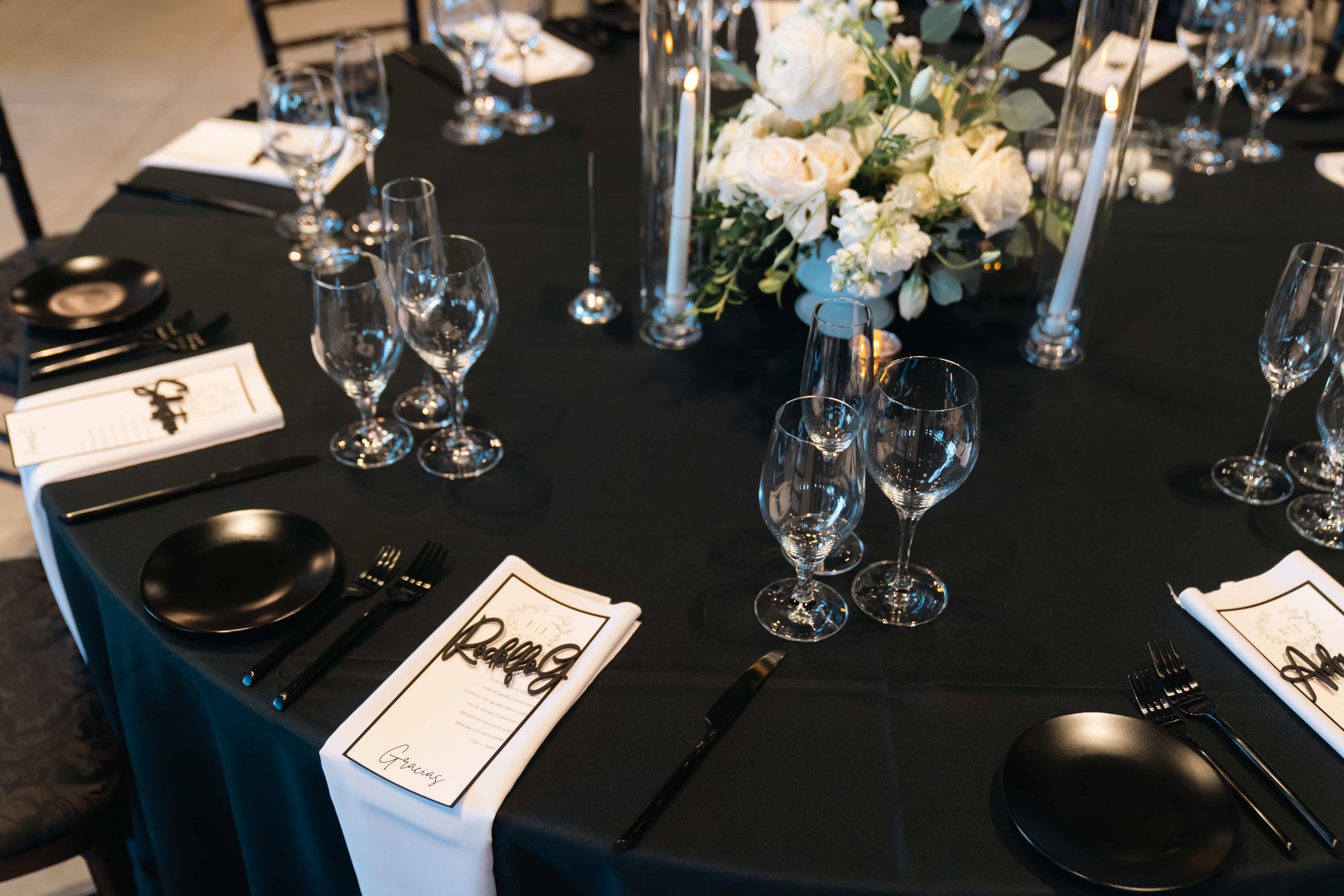 Lush white floral arrangements paired with glowing candles created a romantic, timeless setting for Erika & Javier’s wedding at Palm Event Center. Each bouquet and centerpiece was designed to reflect the couple’s classic style while enhancing the ven