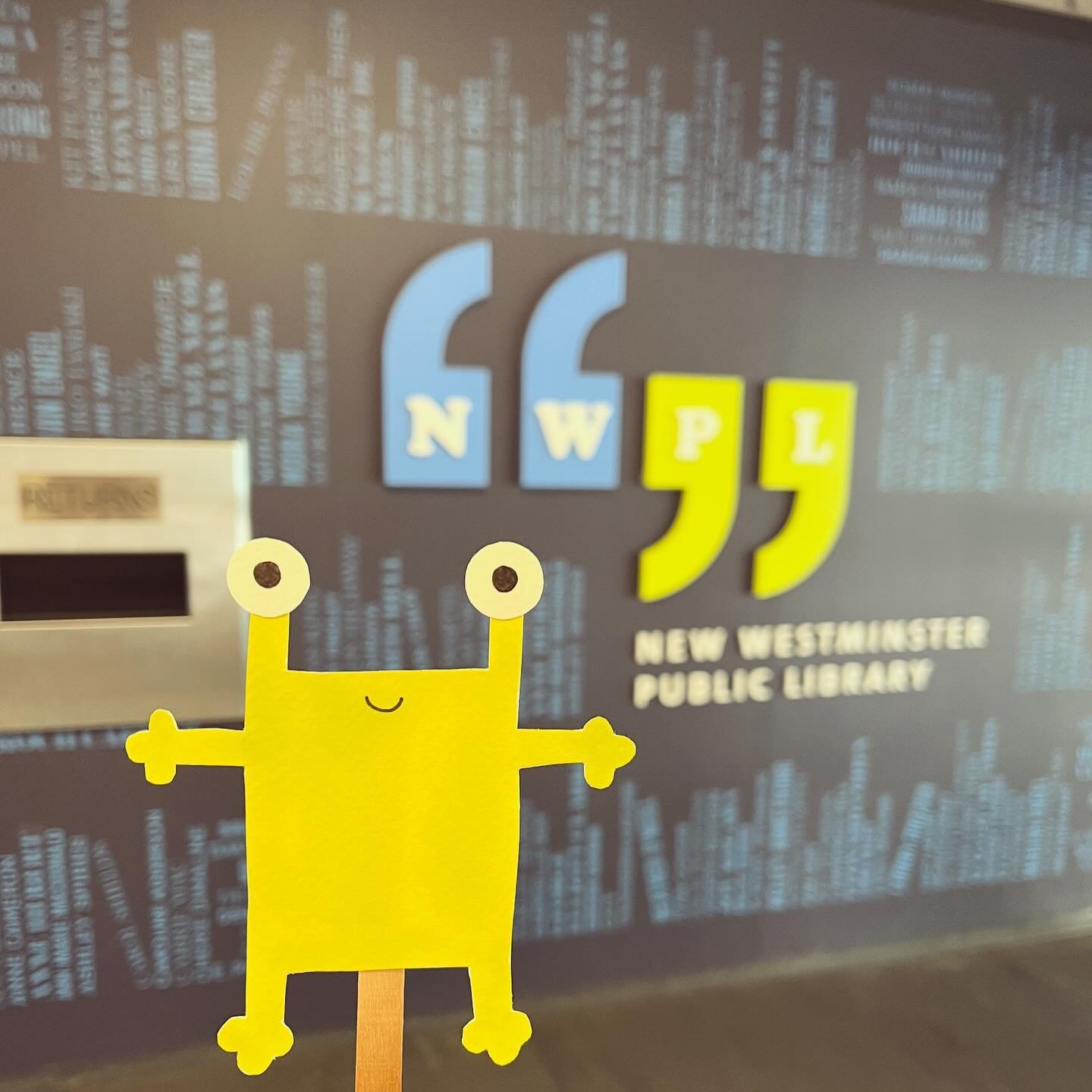 Where&rsquo;s Frank now? He&rsquo;s in New Westminster, visiting the Main Library for the very first Bridges Literary Festival! Many thanks to @nwplibrary for having us 🤍

@tilburyhousepublishers 
#bridgesliteraryfestival2024 
#kidsbooksaboutdiversi