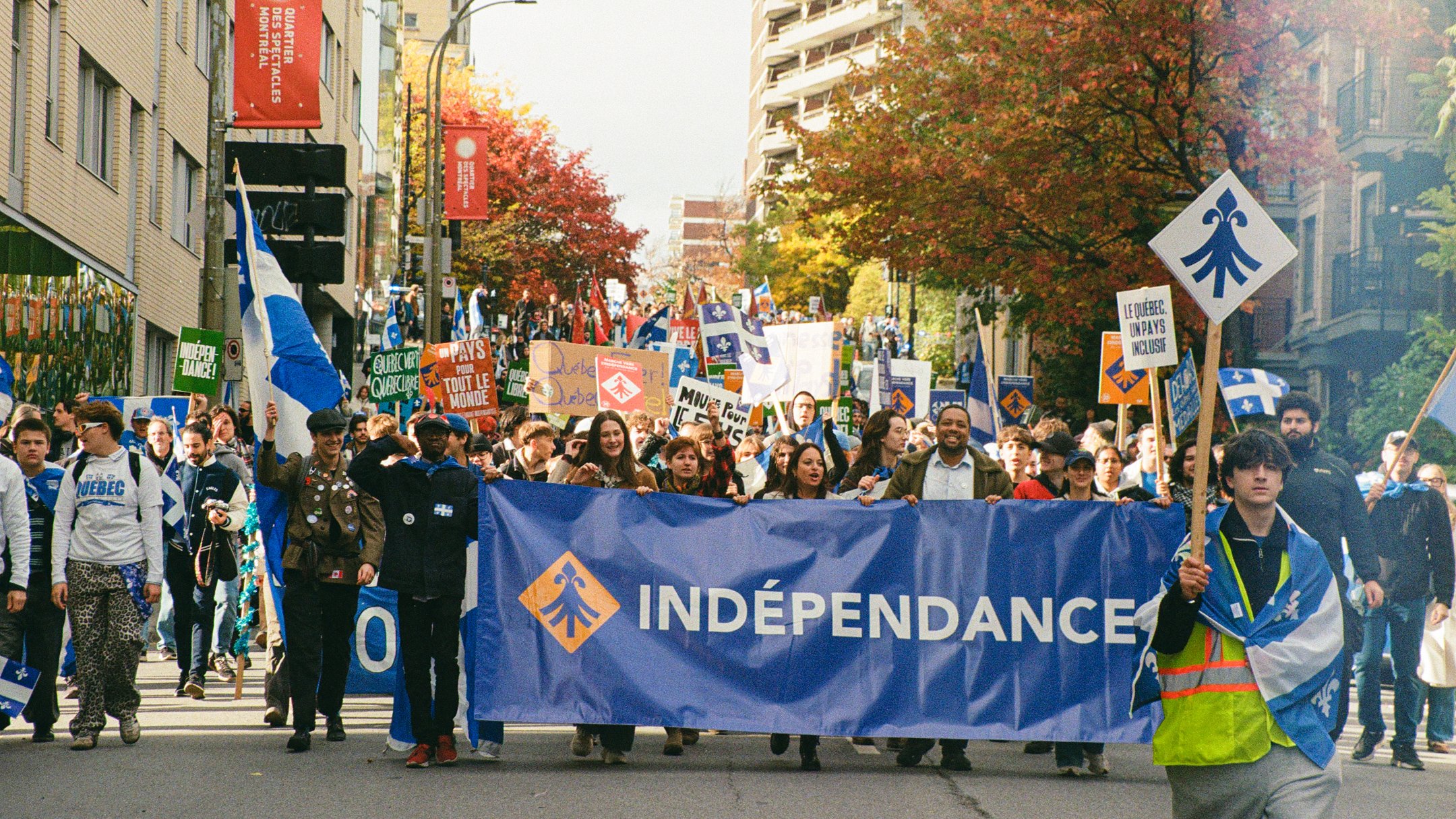 MARCHE VERS L'INDÉPENDANCE