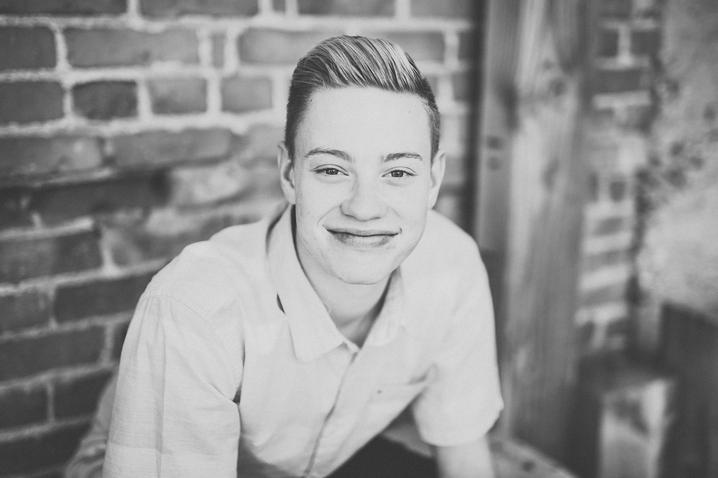 Gage Seniors || Layton, Utah Senior Portrait Photographer and Missionary Photographer