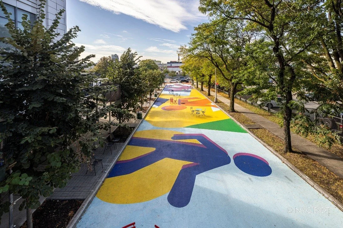 29th Street Plaza at Skillman Avenue