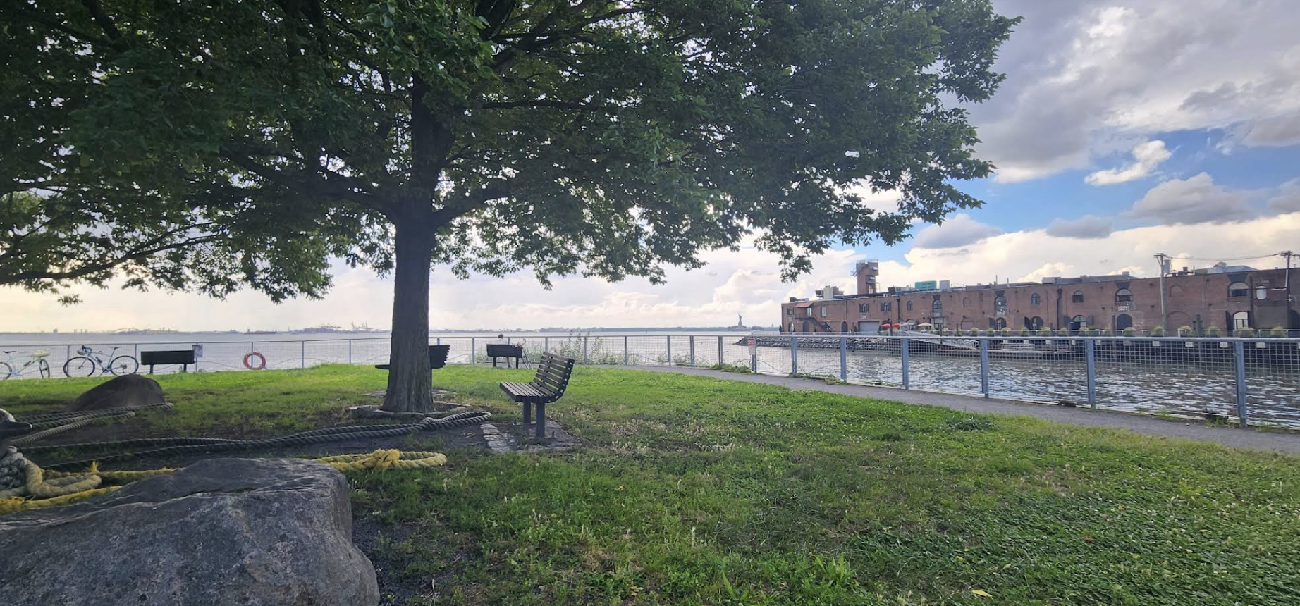 Pier 44 Waterfront Garden