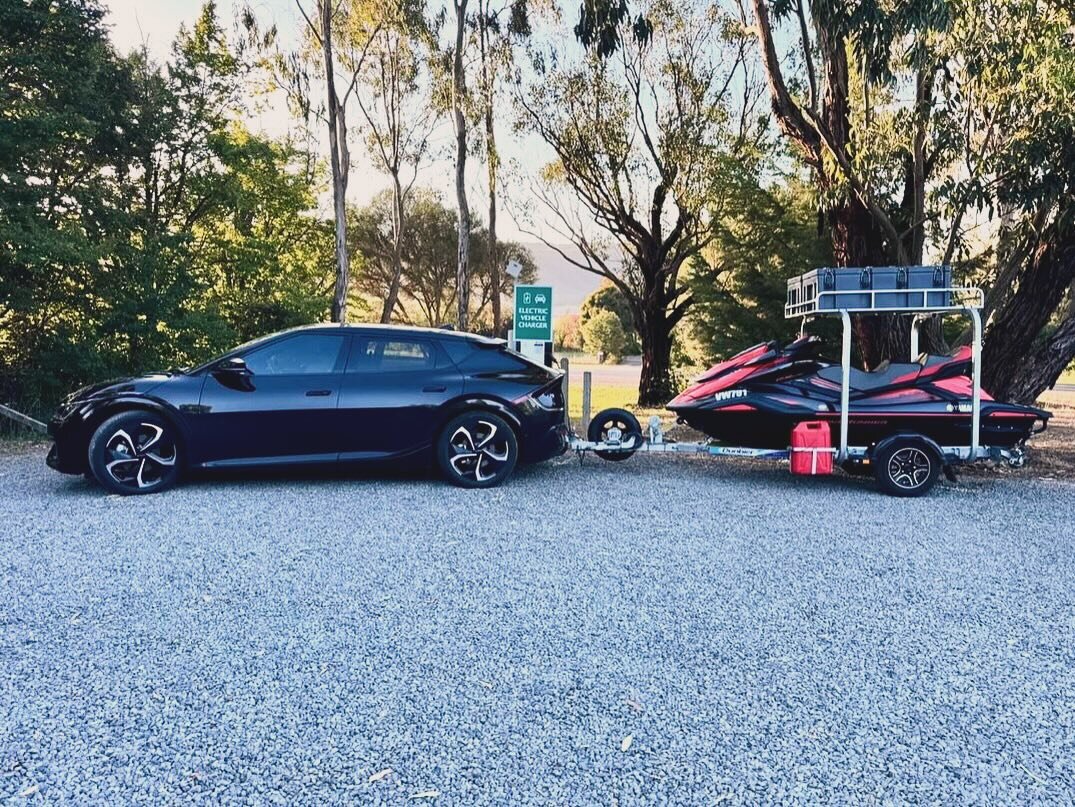 The @kiaaustralia #ev6 interchangeable EV Stealth tow hitch combo with smart wiring. Expand and choose your #ev adventures ahead. 
.
.
.
.
.
.
#evstealth #evstealthsolutions #evtowing #evtowbars #sustainabletransport #emobility #electriccarsaustralia