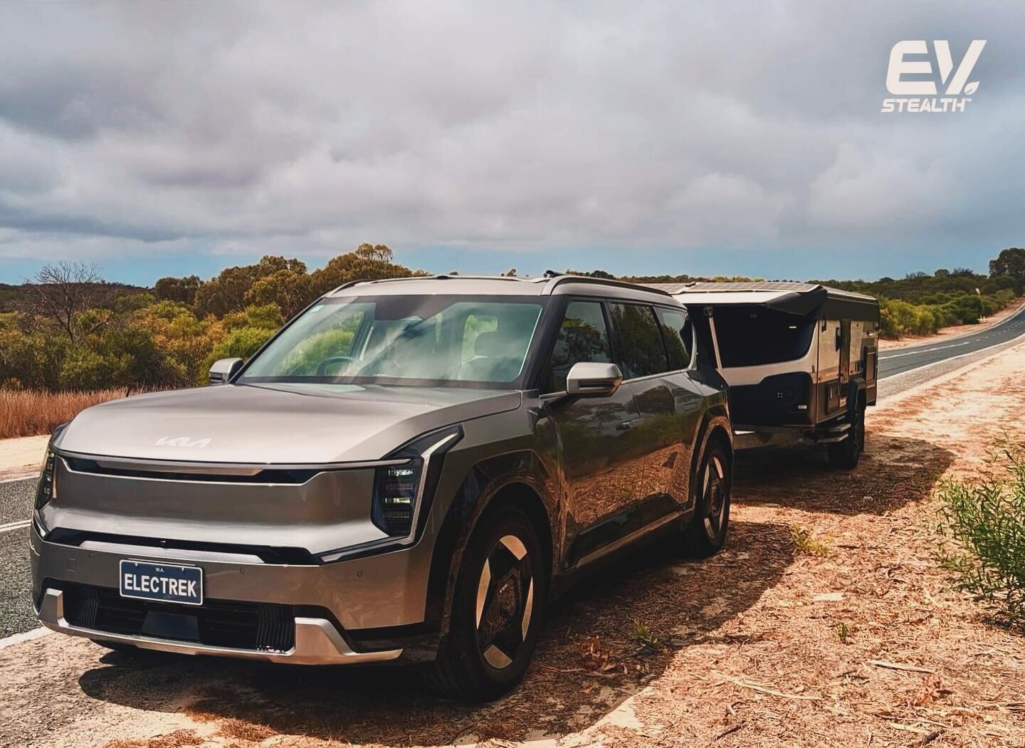 Wishing the @electrekking family all the very best on their #ev adventure around Australia with their @kiaaustralia #ev9 . We&rsquo;re proud to make the first towbar available in Australia and set them on their way.
.
.
.
.
.
.
#evstealth #evstealths