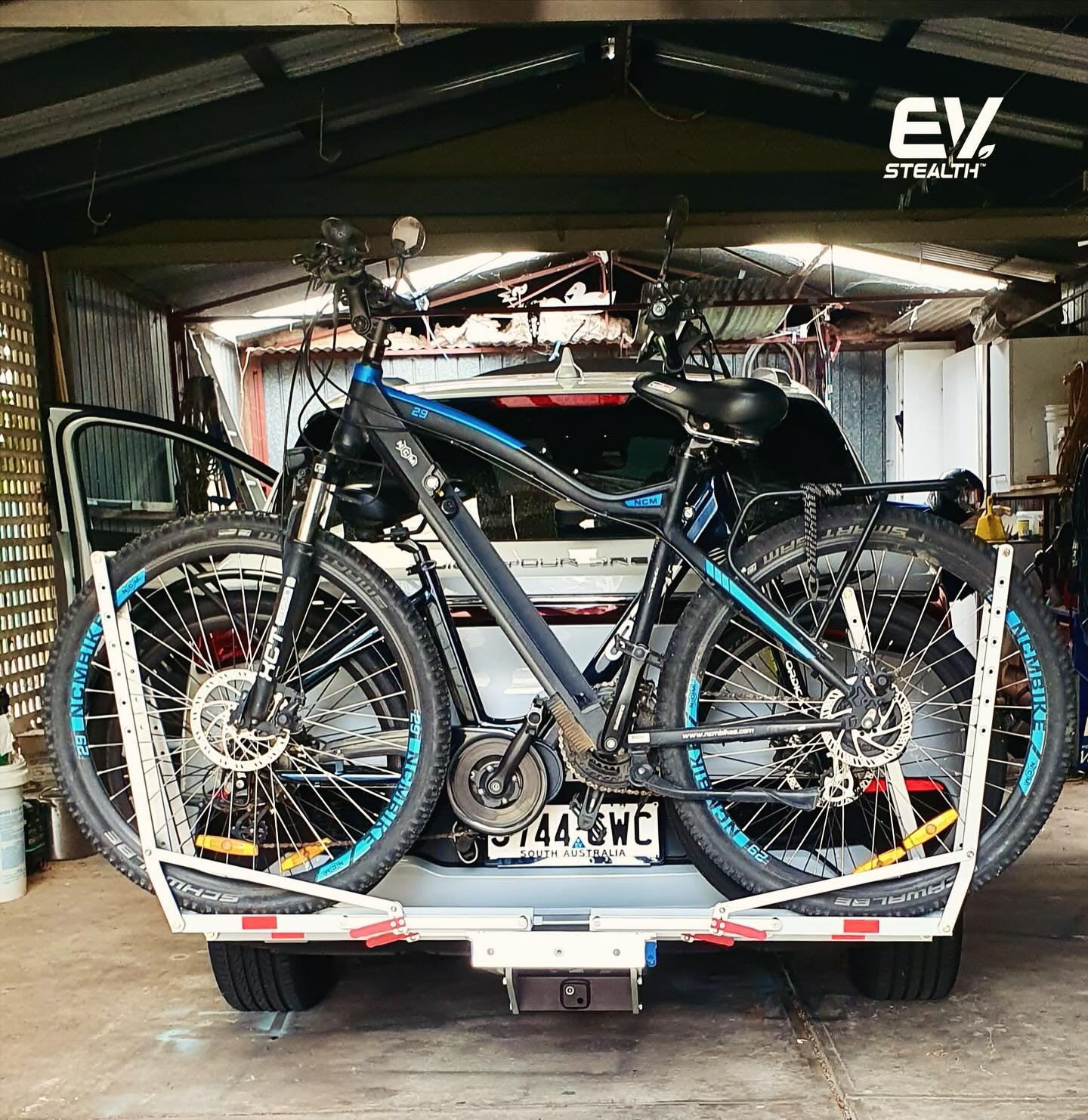 The #bydatto3 expanded experience with our EV Stealth towbars and @1upusa bike racks.
.
.
.
.
.
#evstealthsolutions #evtowing #evtowbars #juxtaposition #sustainabletransport #emobility #evstealth #electriccarsaustralia #electricvehicles #stealthmode 