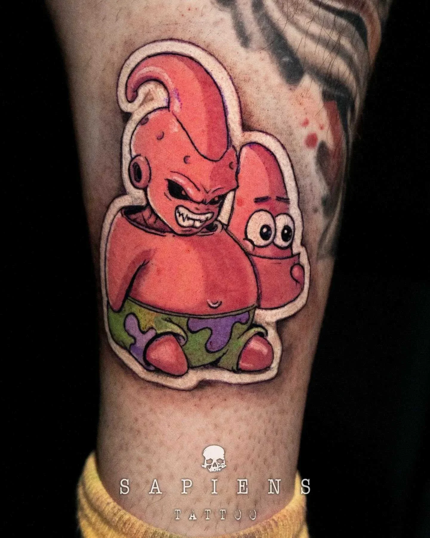 tatuaj gamba abtibild cu patrick din spongebob
