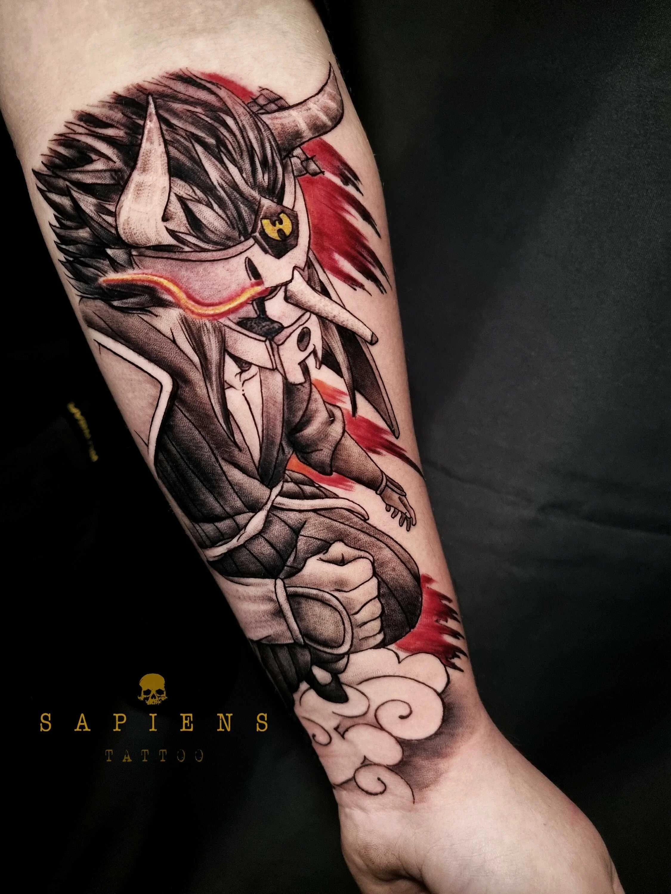 tatuaj color pe antebrat inspirat din manga anime