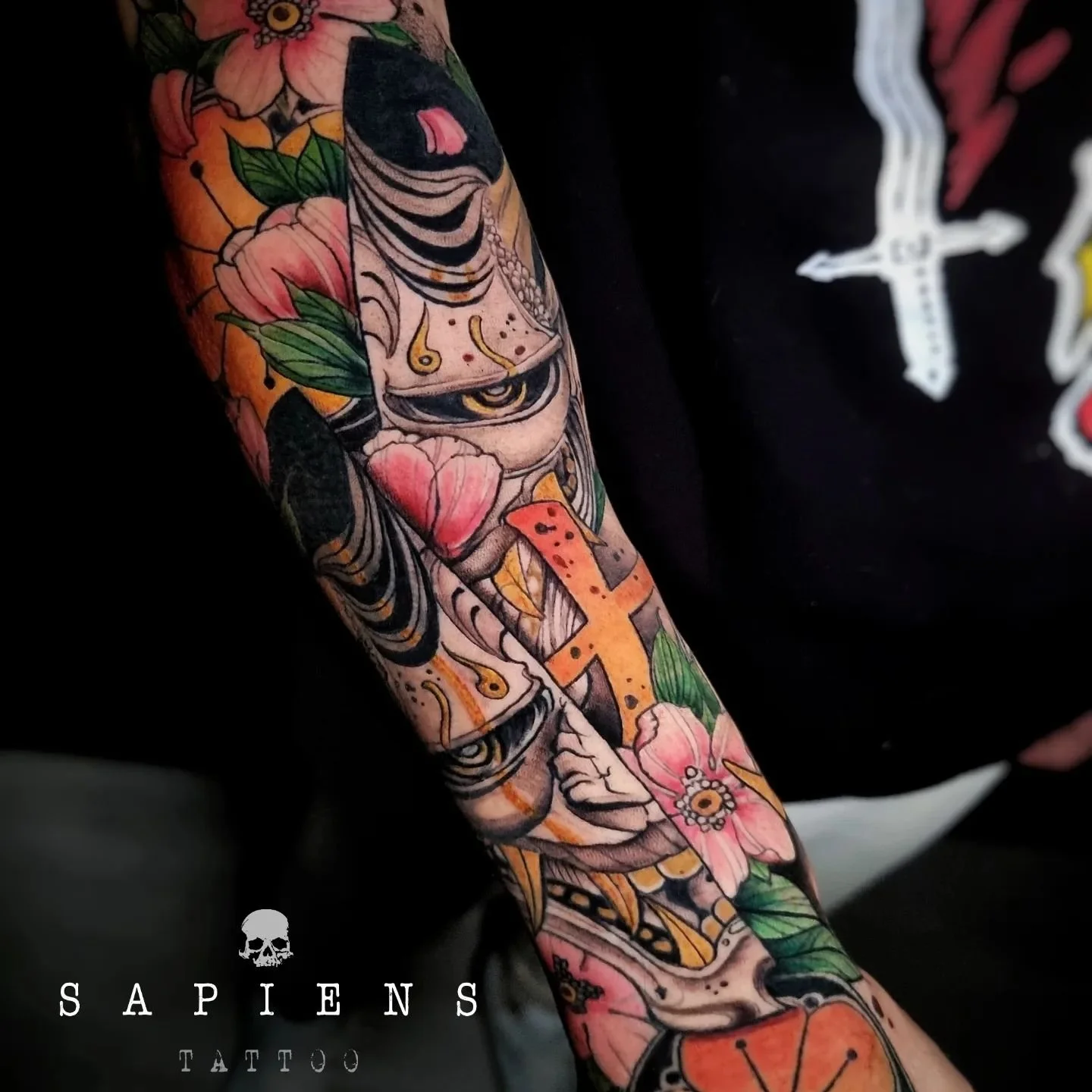 tatuaj pe mana si brat pentru baieti in stil japonez