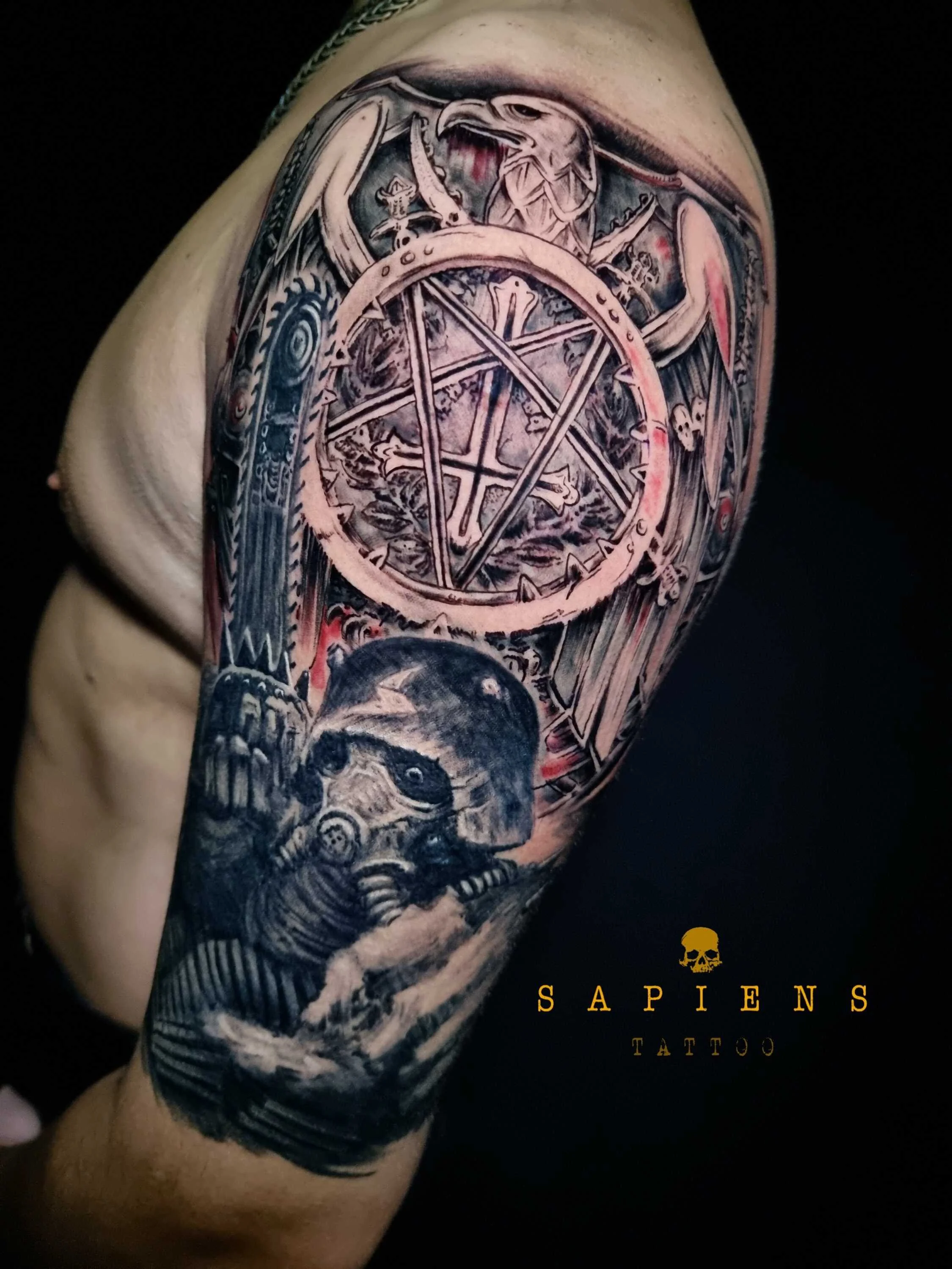 tatuaje cu armata si soldati pentru barbati