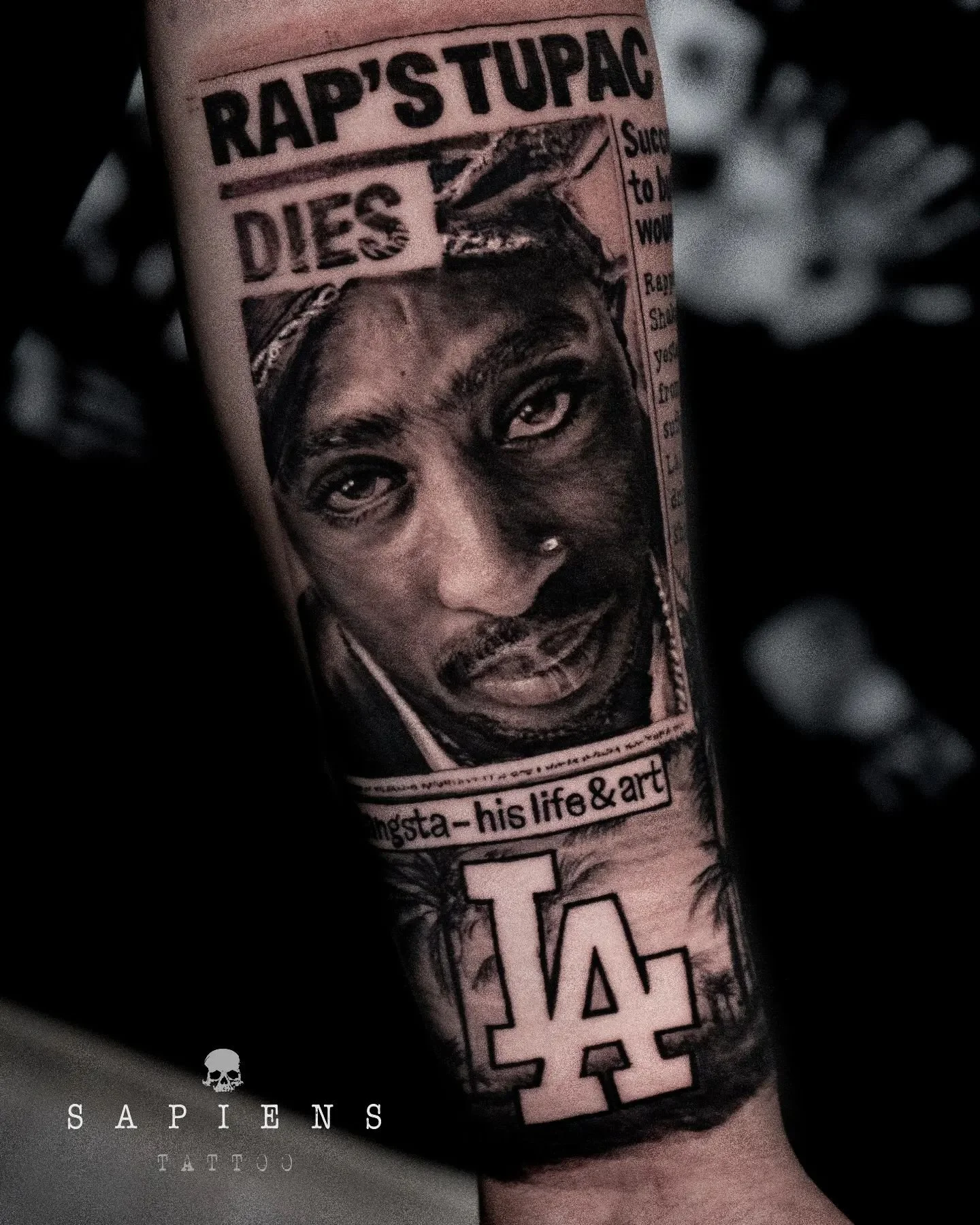 tatuaje pentru barbati cu tupac