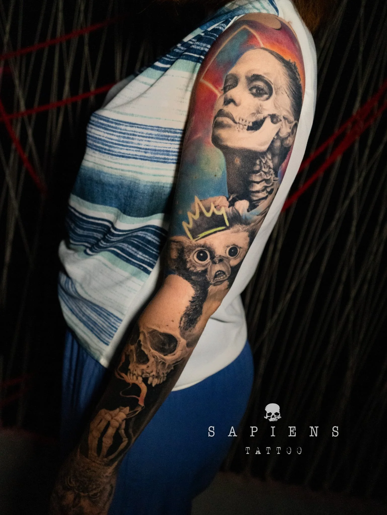 tatuaj color full sleeve mare pentru femei
