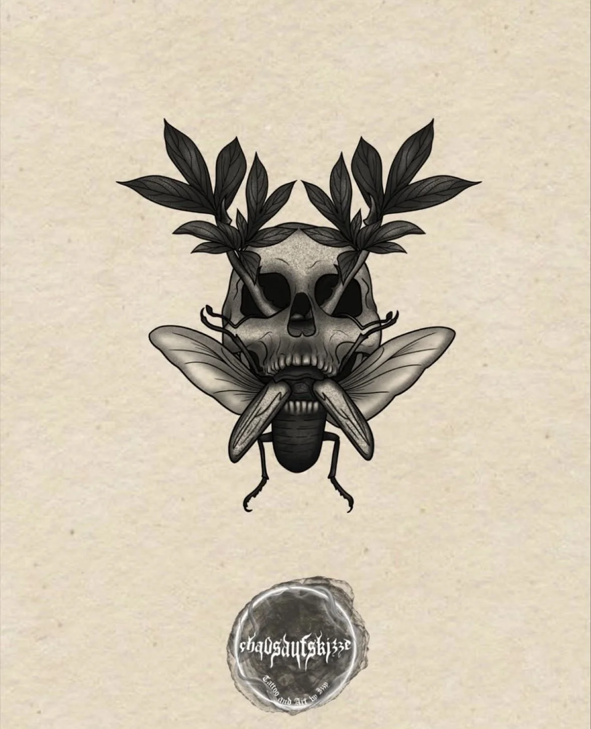 Ein Totenkopf mit Blättern, eine Fliege und einer Maske, darunter ein runder Stempel mit der Aufschrift 'chaosdutschisse'.