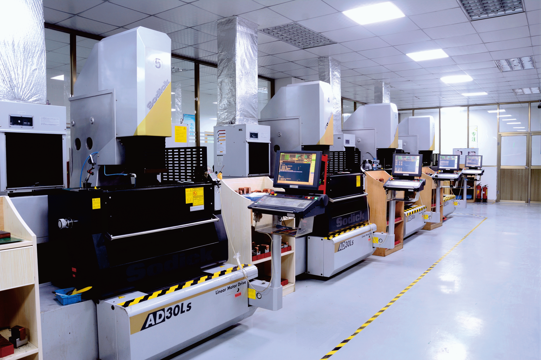 Sodick AD32Ls EDM Machine.png