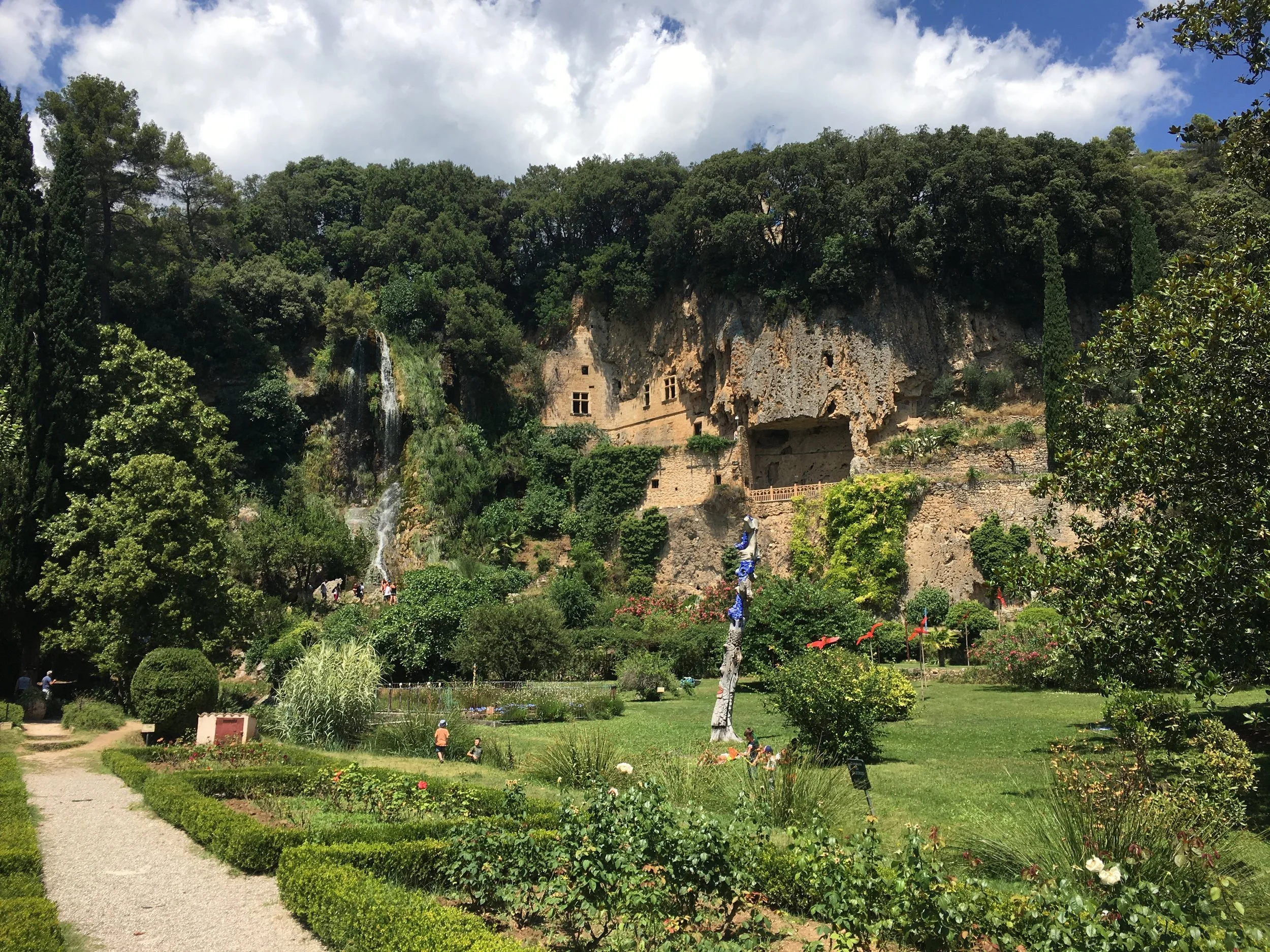Villecroze les grottes 