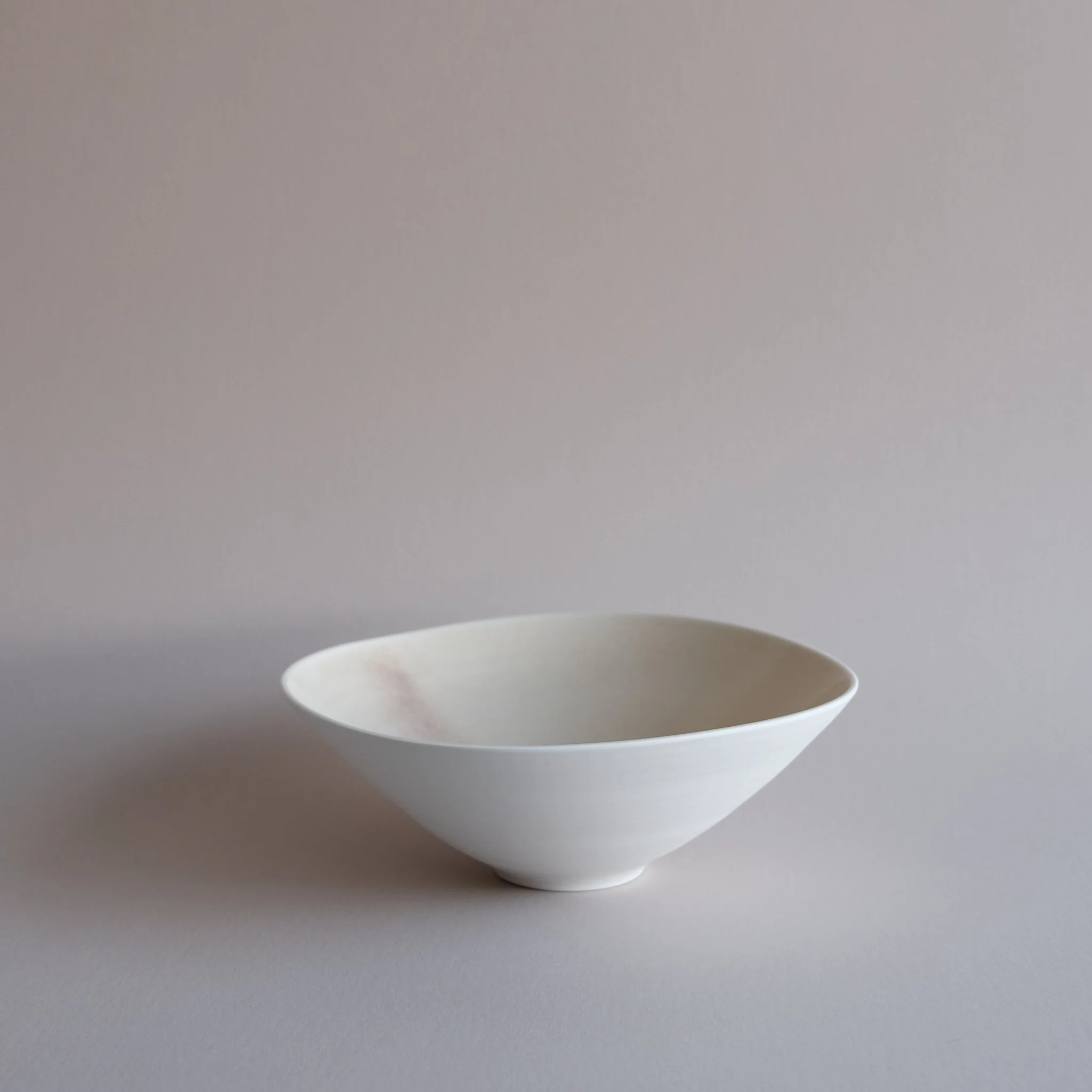 25.1.Open-form-bowl-andrew-gibson_lander-se.jpg