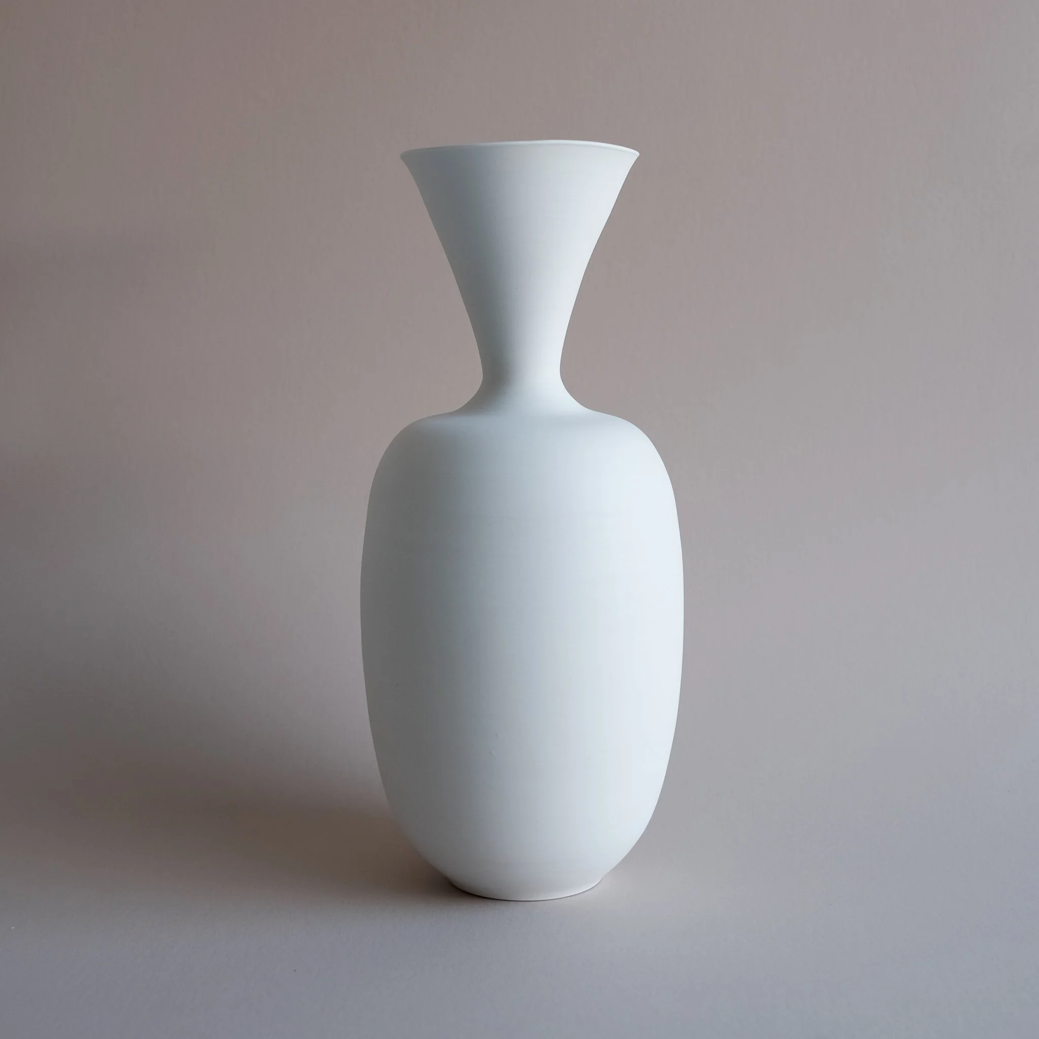1.trumpet-vase-andrew-gibson-Lander-Se.jpg