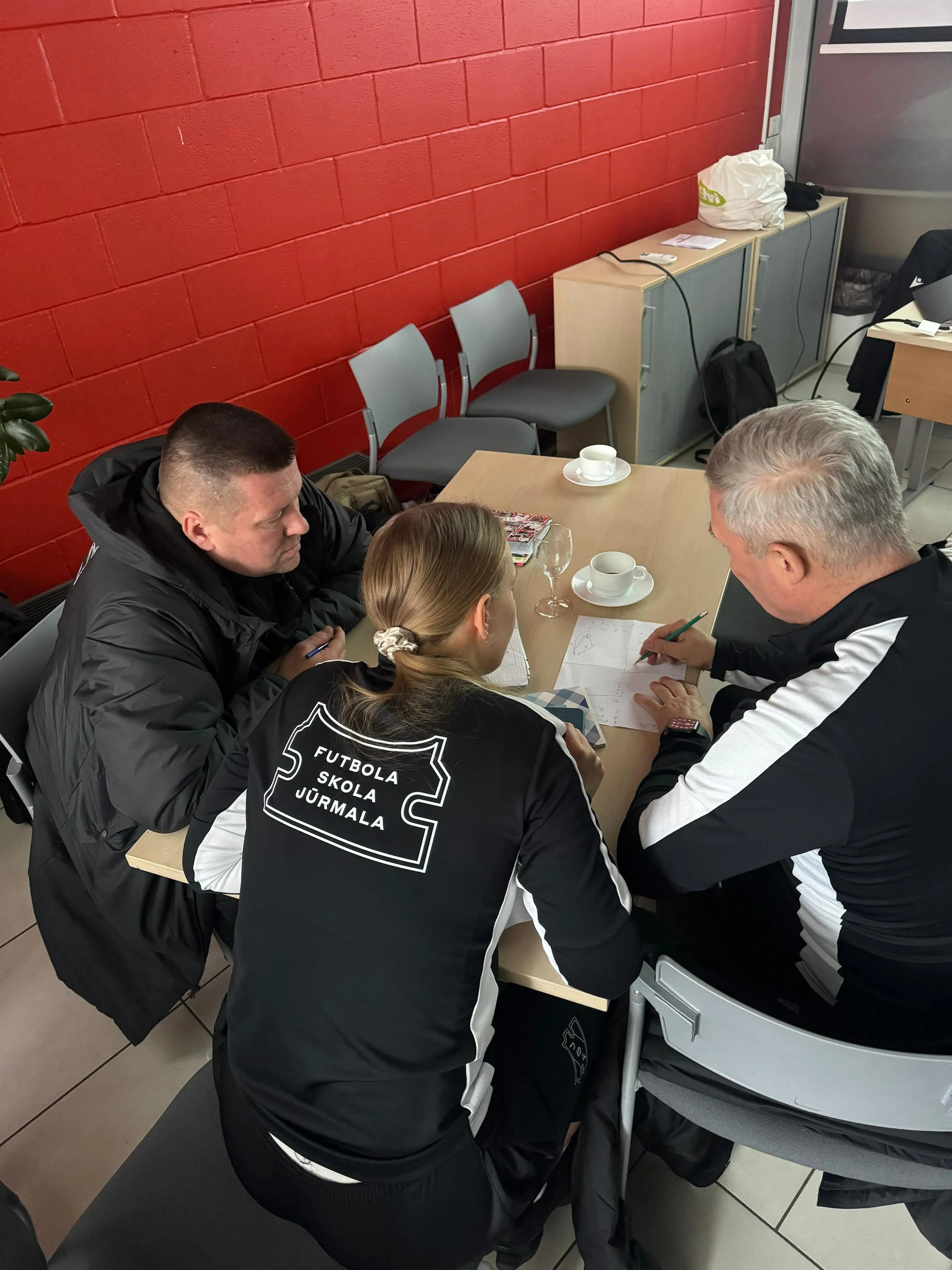 WhatsApp Image 2025-11-14 at 09.33.08 (2).jpeg