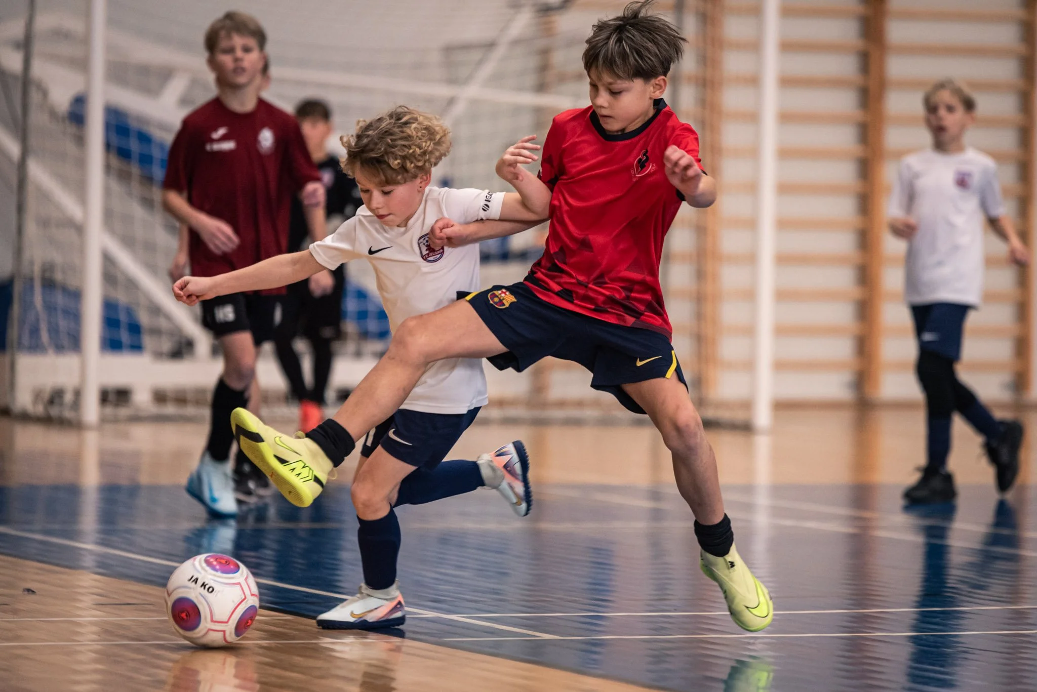 Jaunatnes telpu futbola čempionātu 2026 ieskandina U11 komandas