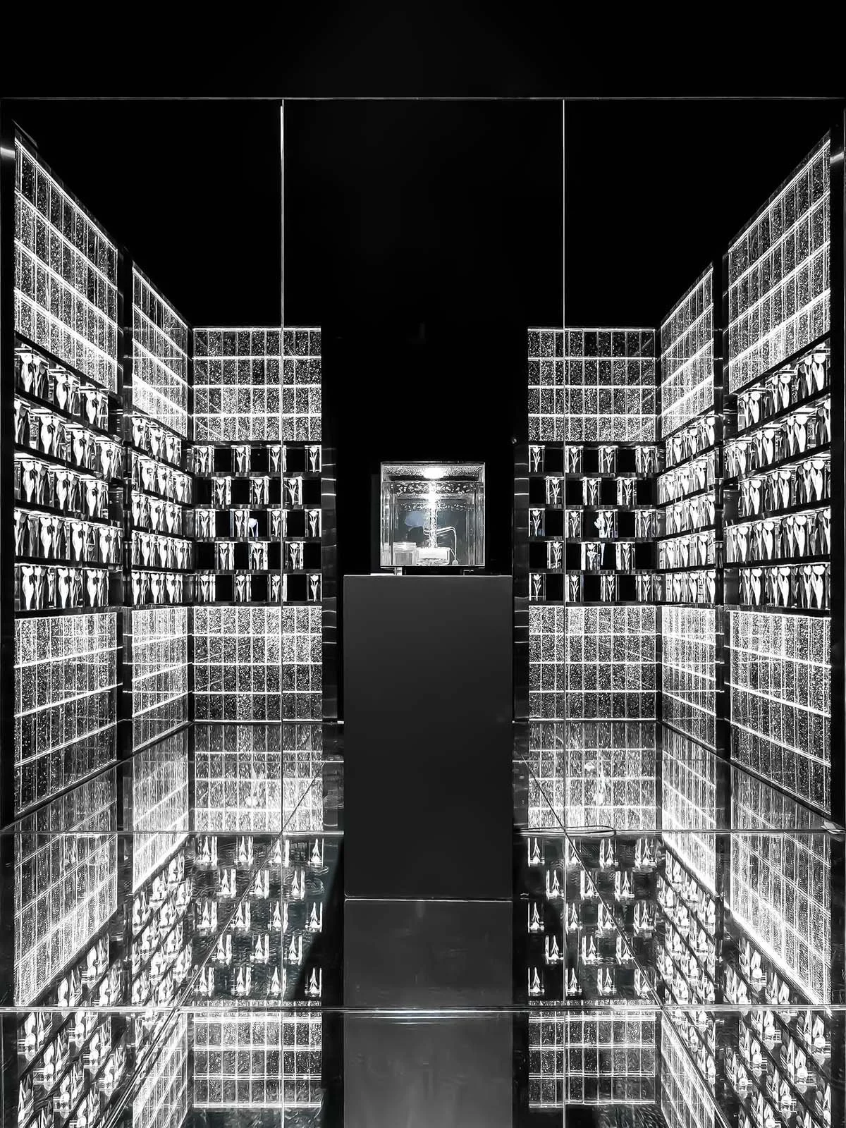          ‘Memorabilia’ by Luna Ikuta      showing at      Wavelength     : A Momentary Spring, Beijing Times Art Museum China till 1 July    