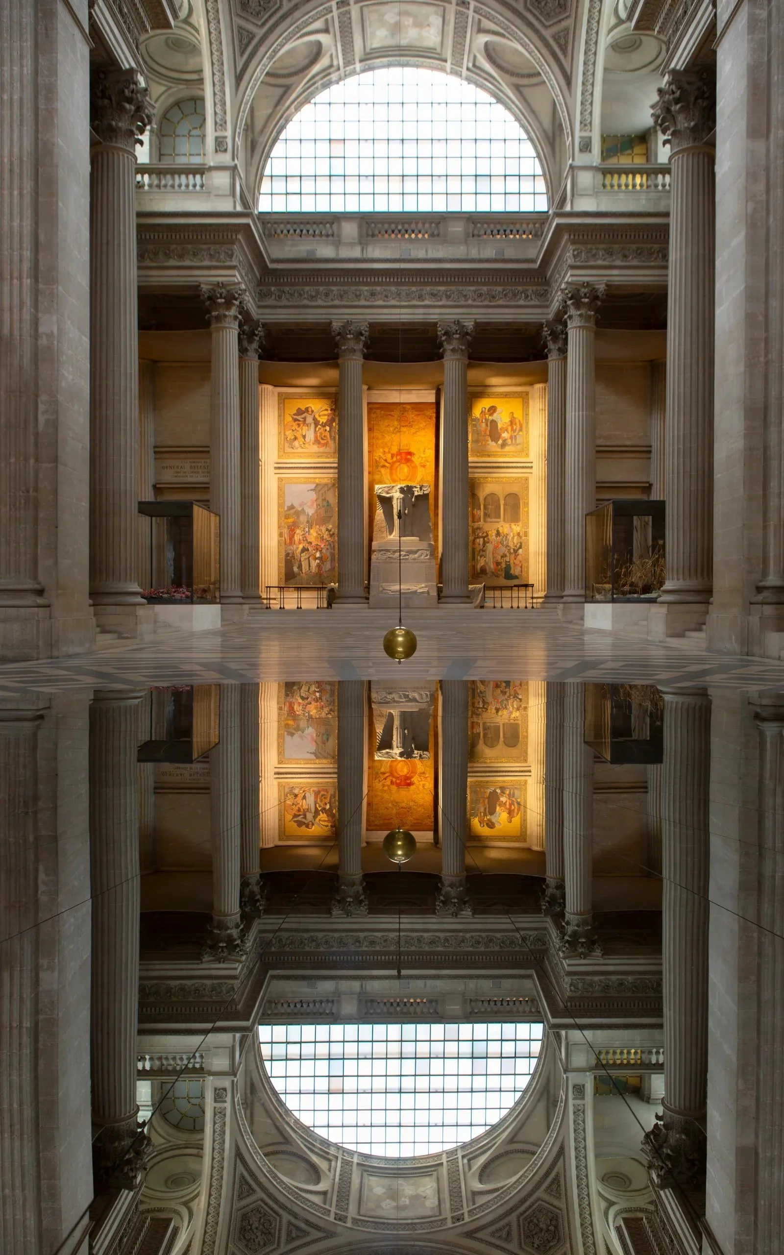    Ann Veronica Janssens,    Installation in situ at Panthéon   , Paris until 30 Oct 2022  