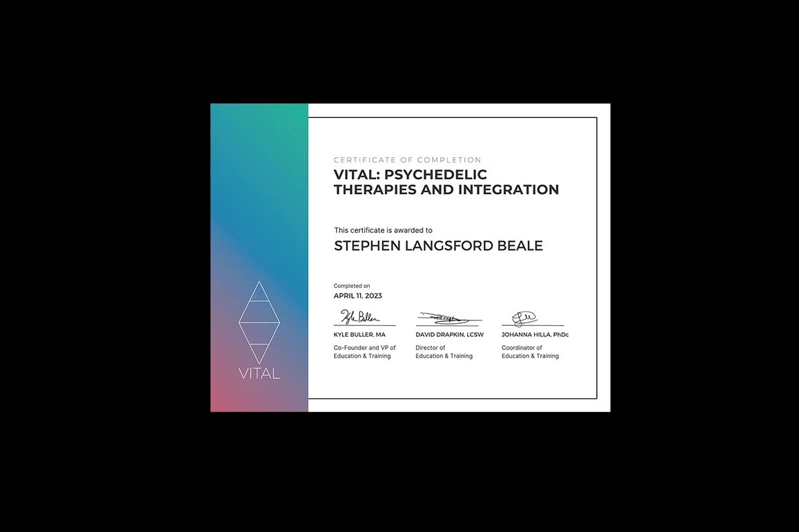     The Zoom call background display of      certificates      grows albeit slowly   