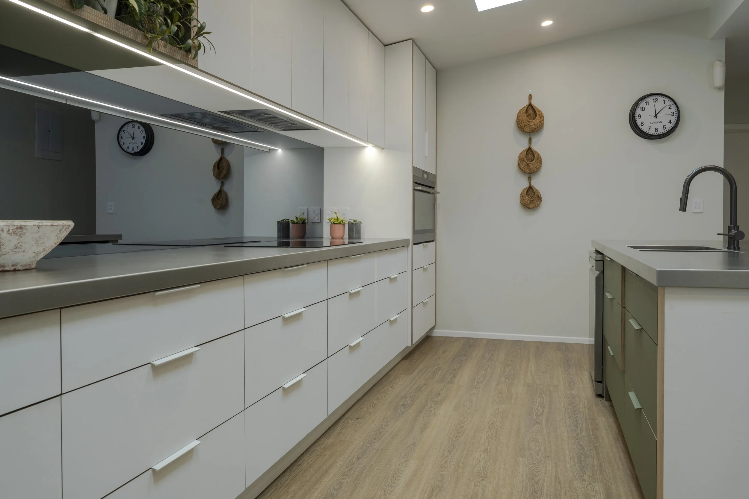 White's Reno-5079.jpg