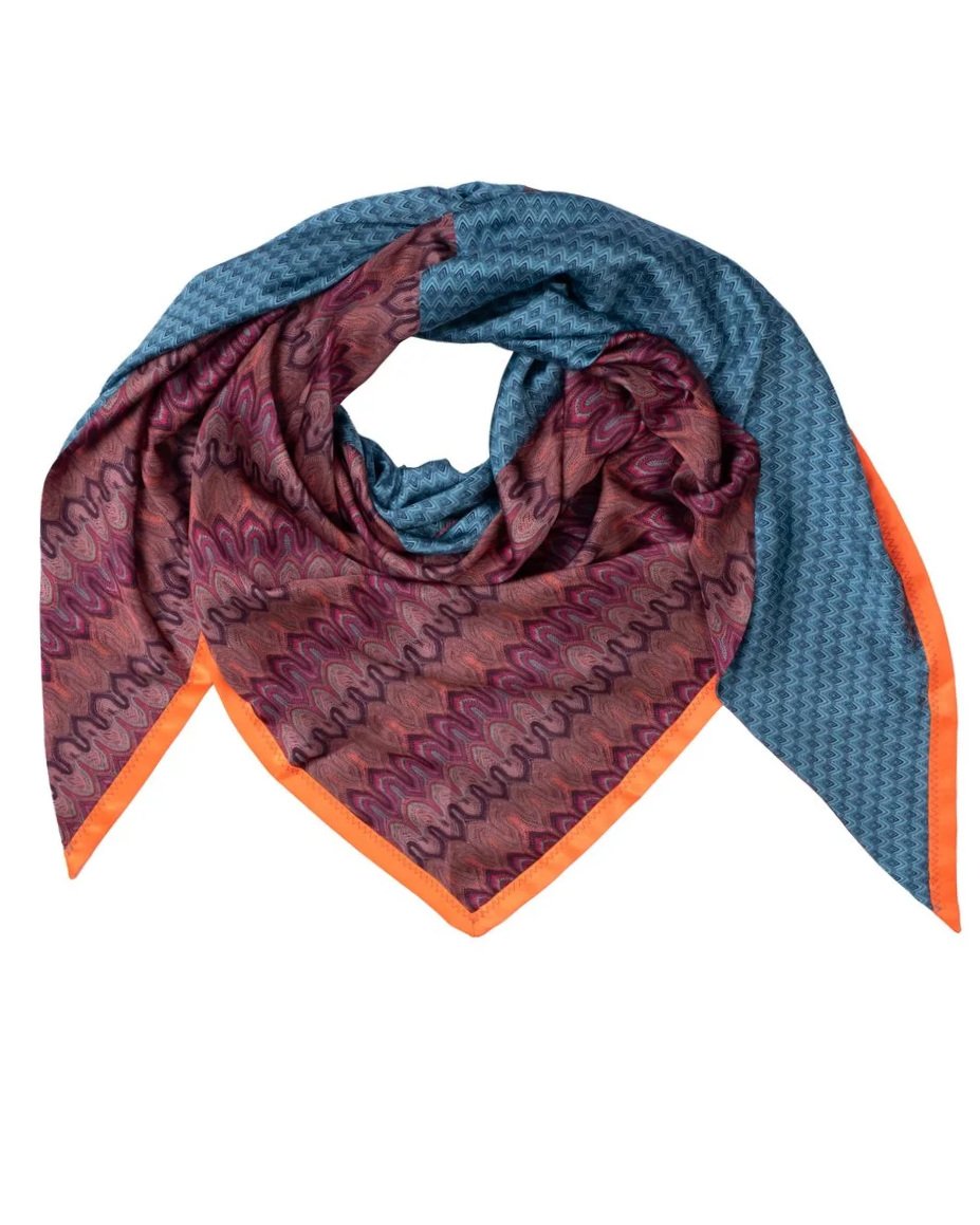 Trianglescarf Fuego