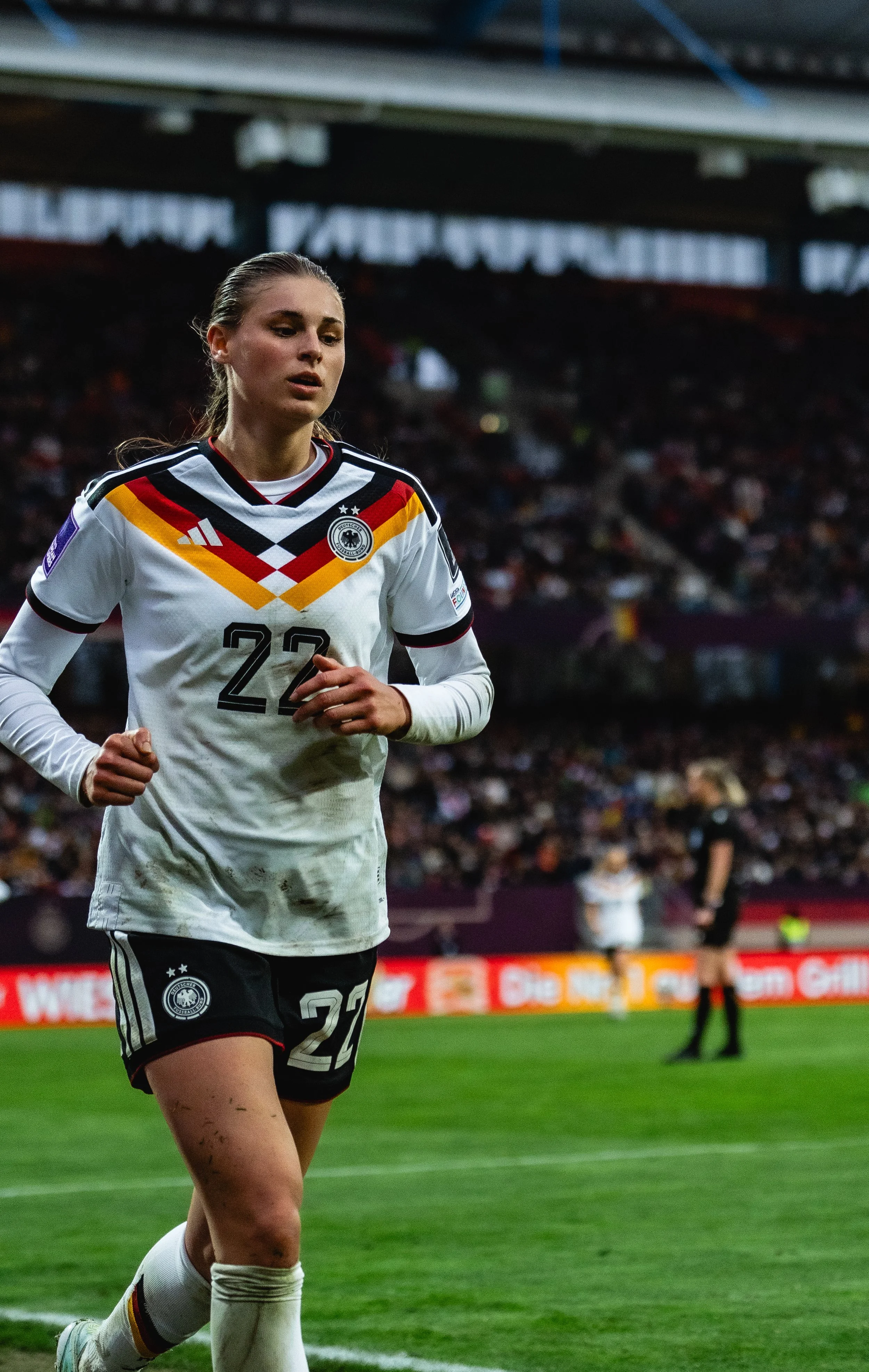 Football Ladies