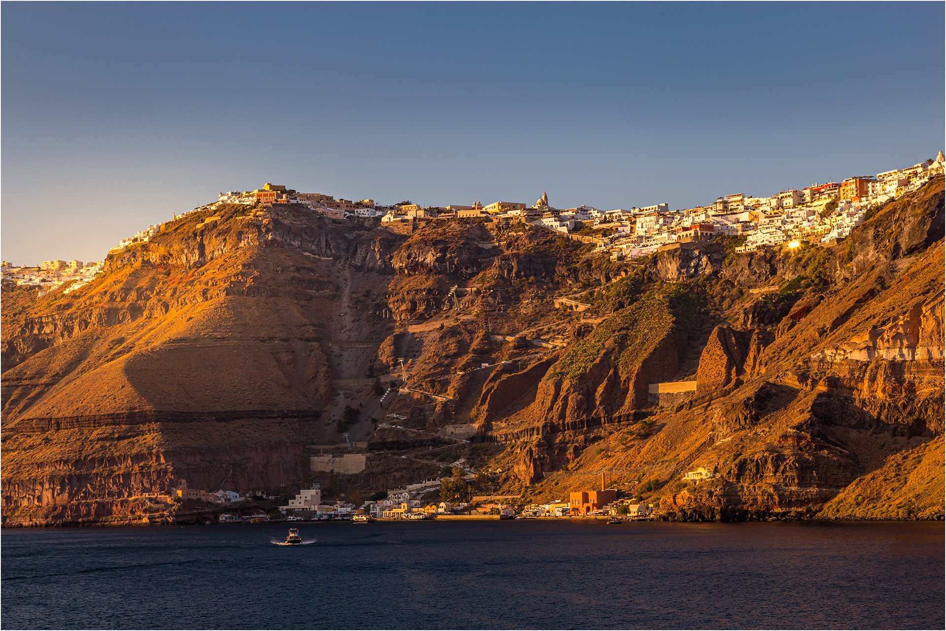 Santorini. As The Sun Gose Down.jpg