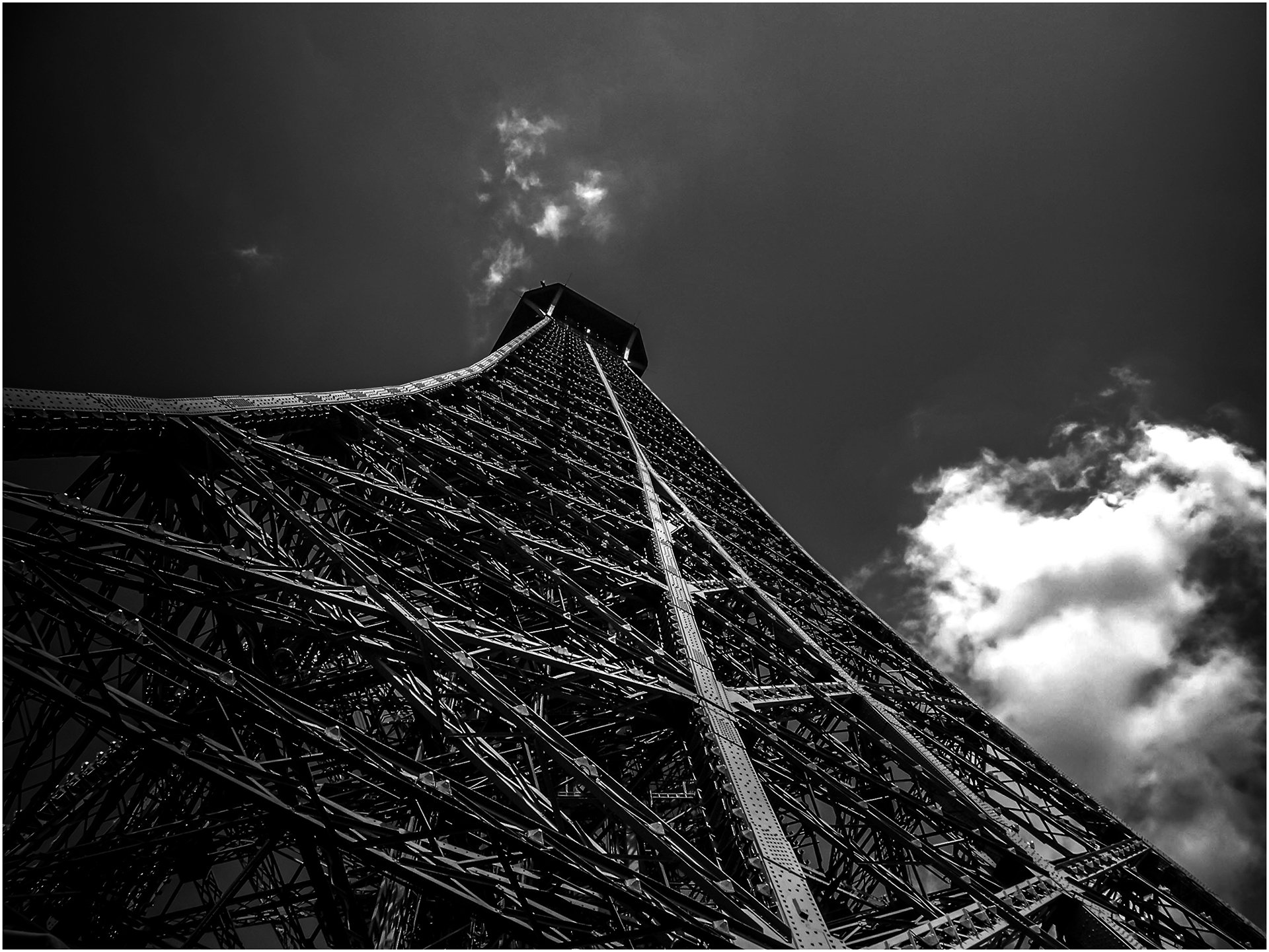 Paris. Eiffel from Level 2.jpg
