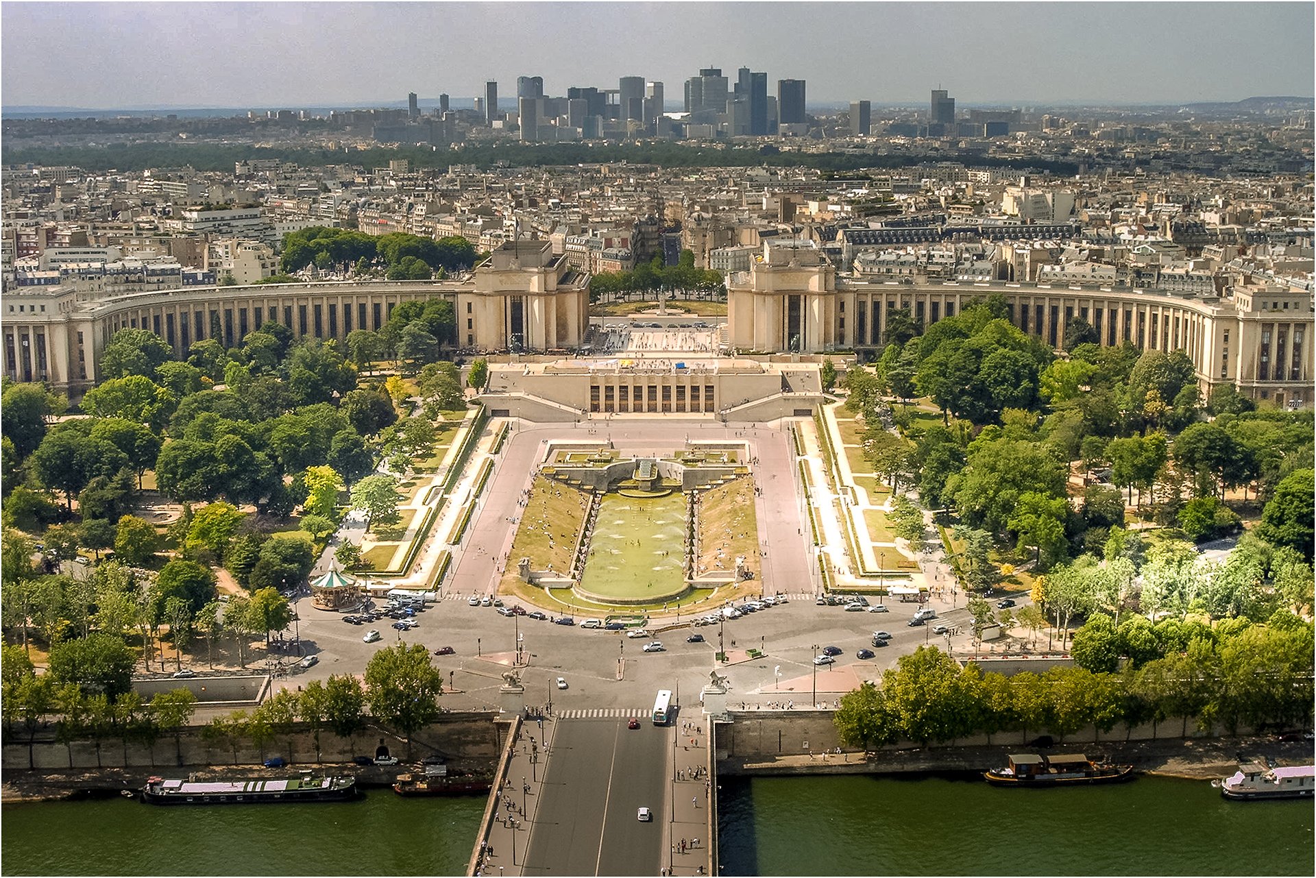Paris. Eiffel Tower View 1.jpg
