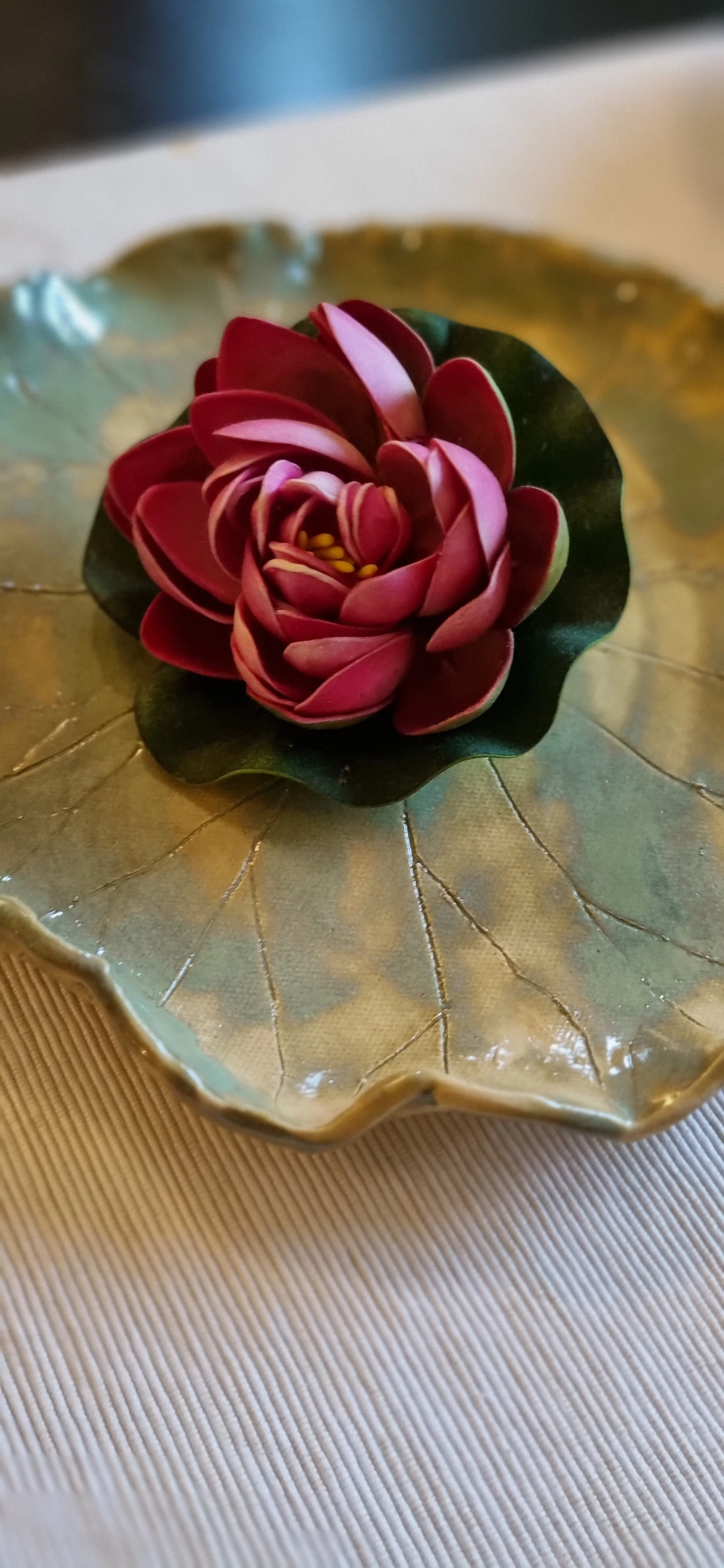 artstudioaparna-lotuspad-shaped-ceramic-platter-3-1.jpg