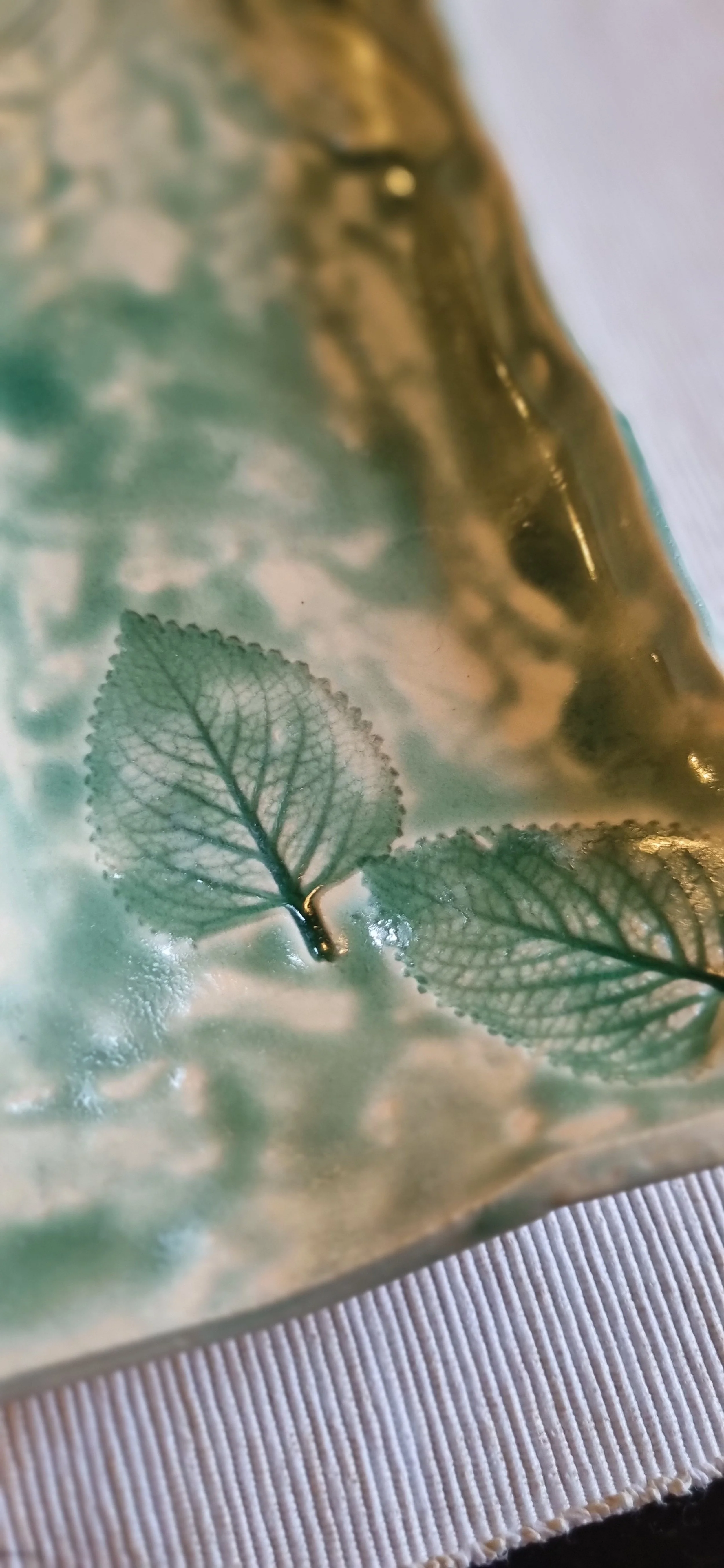 artstudioaparna-leaf-imprint-ceramic-platter-6-2.jpg