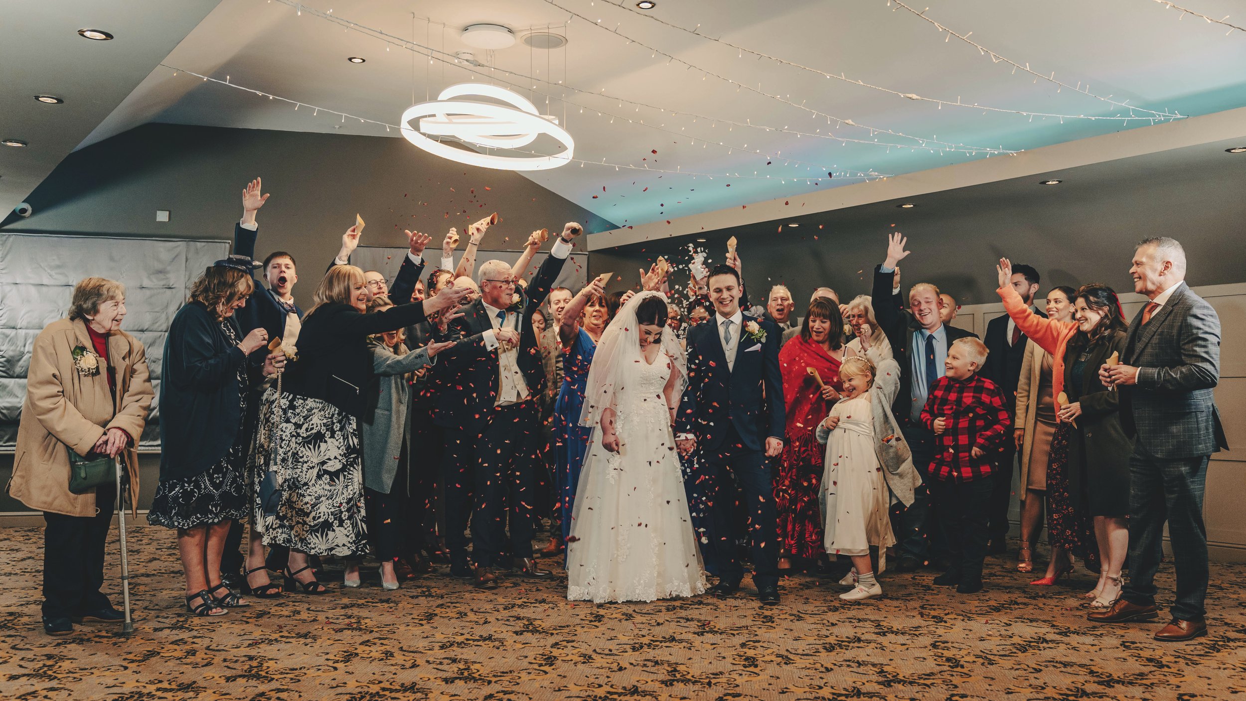 confetti_mostills version.jpg