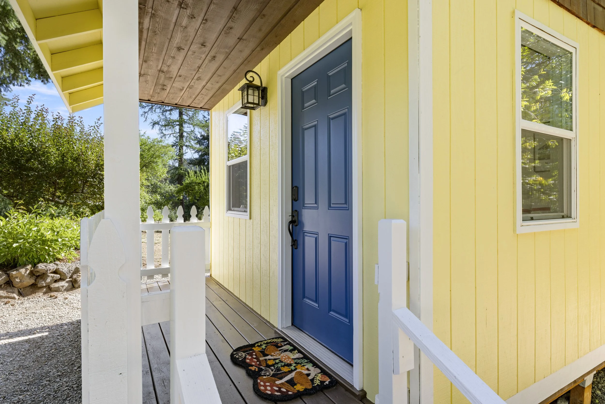4 Pear Blossom Dr-87.jpg