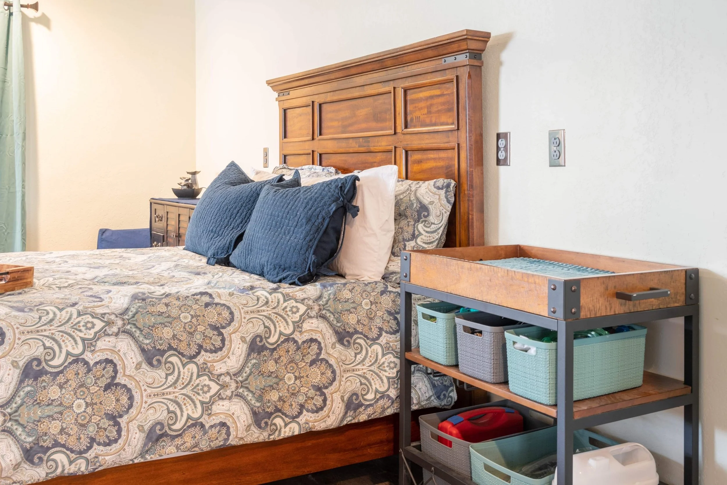 Birth Suite Newborn Cart and Bed.jpeg