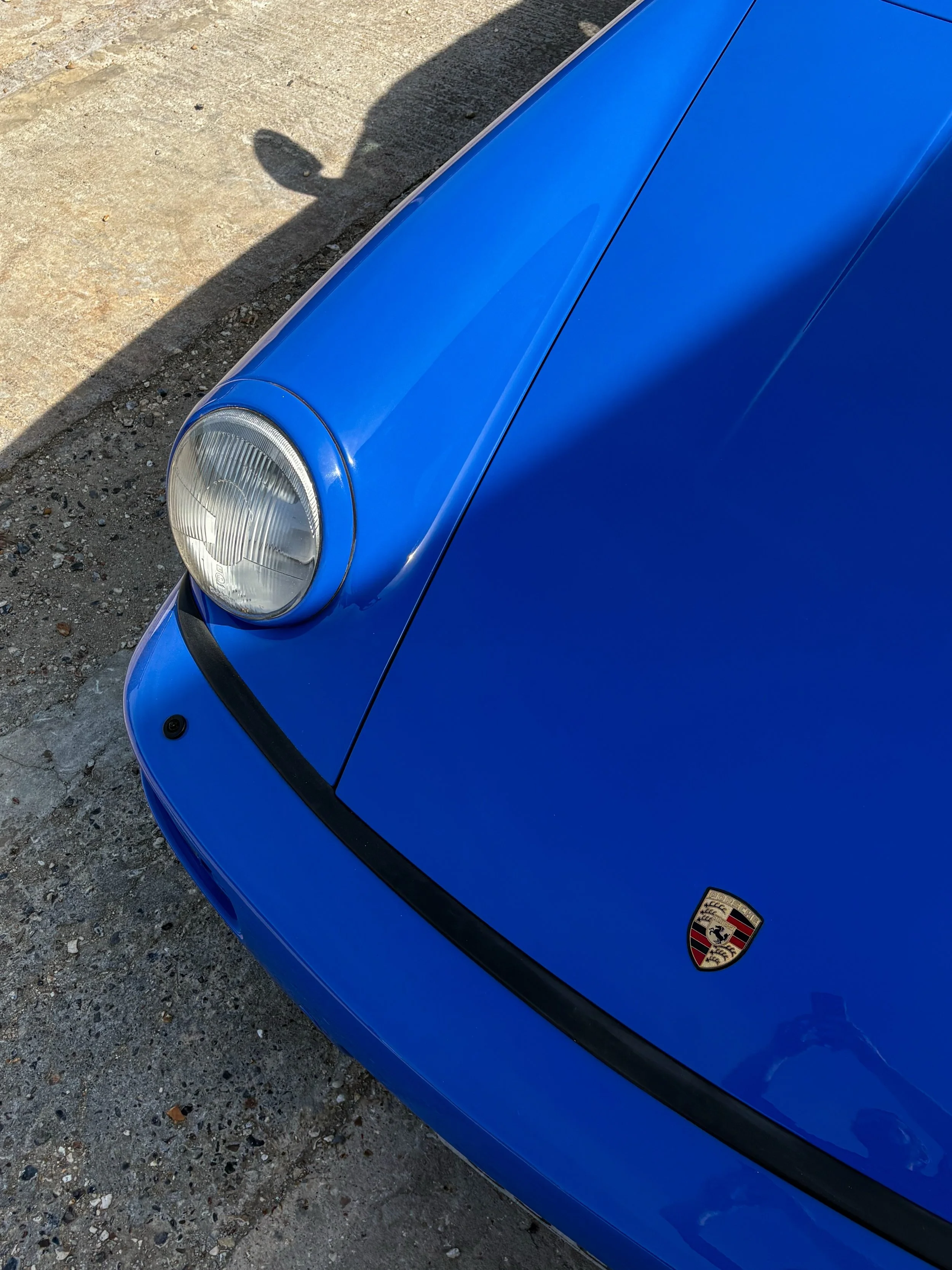 Porsche 964 Speedster &bull;
Somewhat of a bucket list car to work on, with only 936 ever made of the original 3000 planned and this being one of only 14 RHD examples in the UK. I jumped at the chance to craft a brand new hood for it and to tweak it 