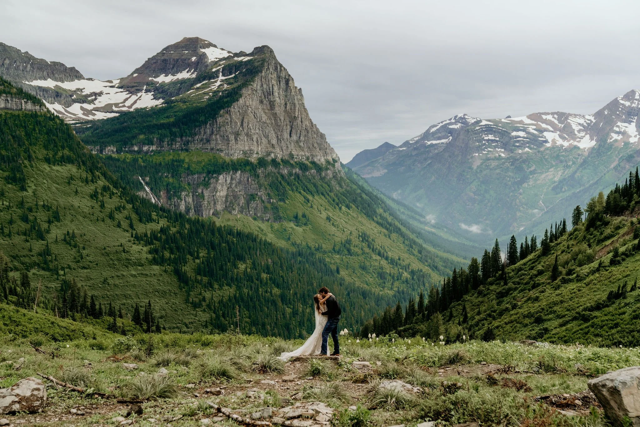 MONTANA_ELOPEMENT_COLLECTIVE_TRENTANDPEYTON-33.jpg