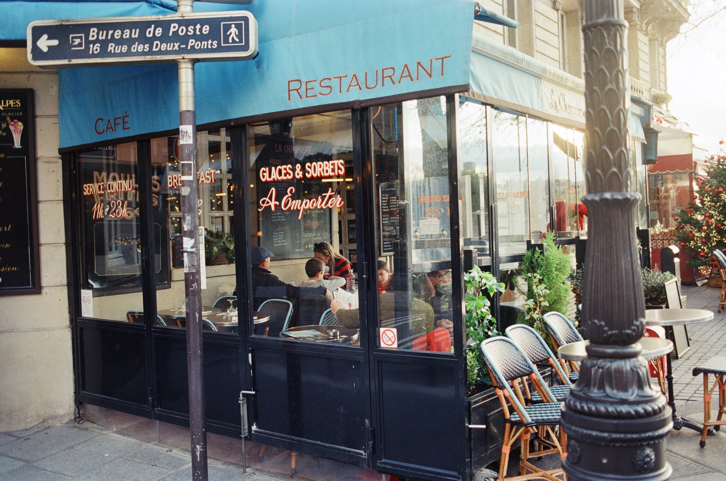 Cafe - Paris, France - 2021