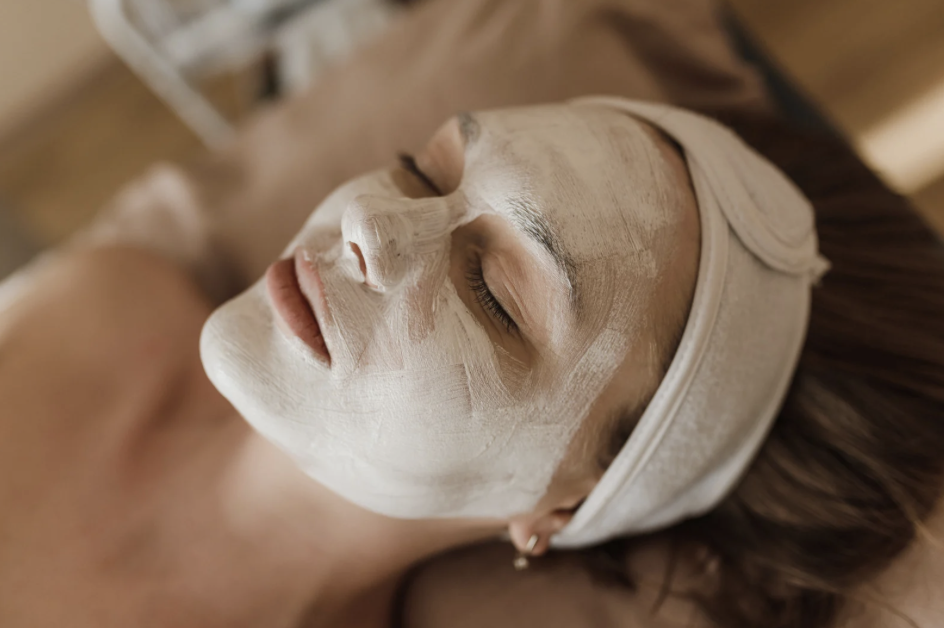 Facial 2.png