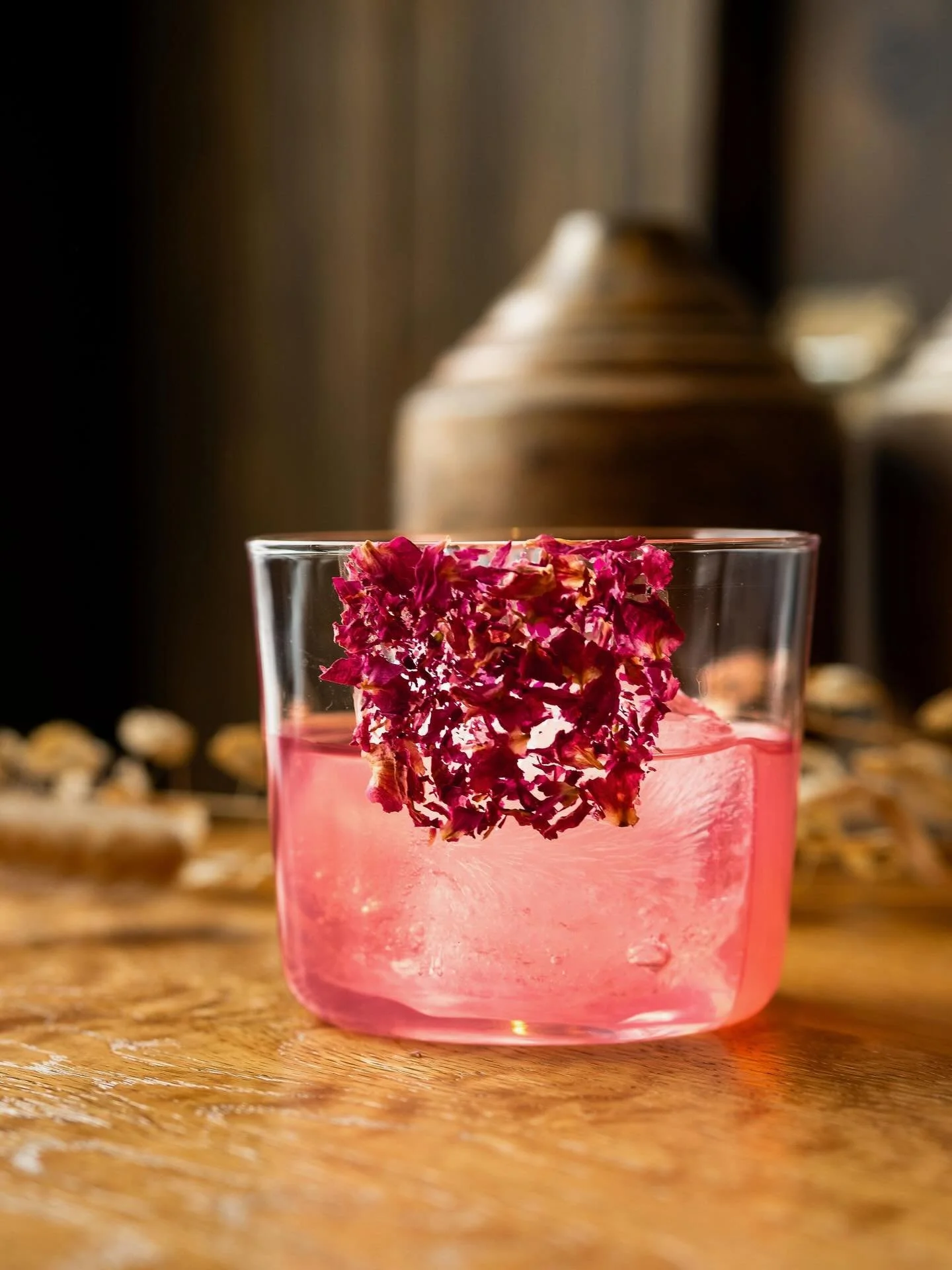 Cocktail sp&eacute;cial Saint-Valentin 💕 Vous l&rsquo;avez tellement aim&eacute; ce week-end qu&rsquo;on a d&eacute;cid&eacute; de le garder au menu un peu plus longtemps pour le bonheur de toustes 🩷 Disponible jusqu&rsquo;&agrave; &eacute;puisemen