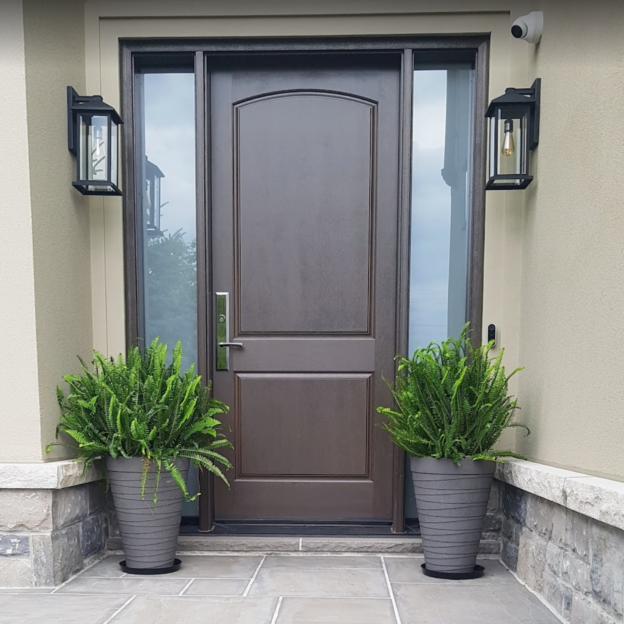 FRONT ENTRY DOOR - BROWN.png